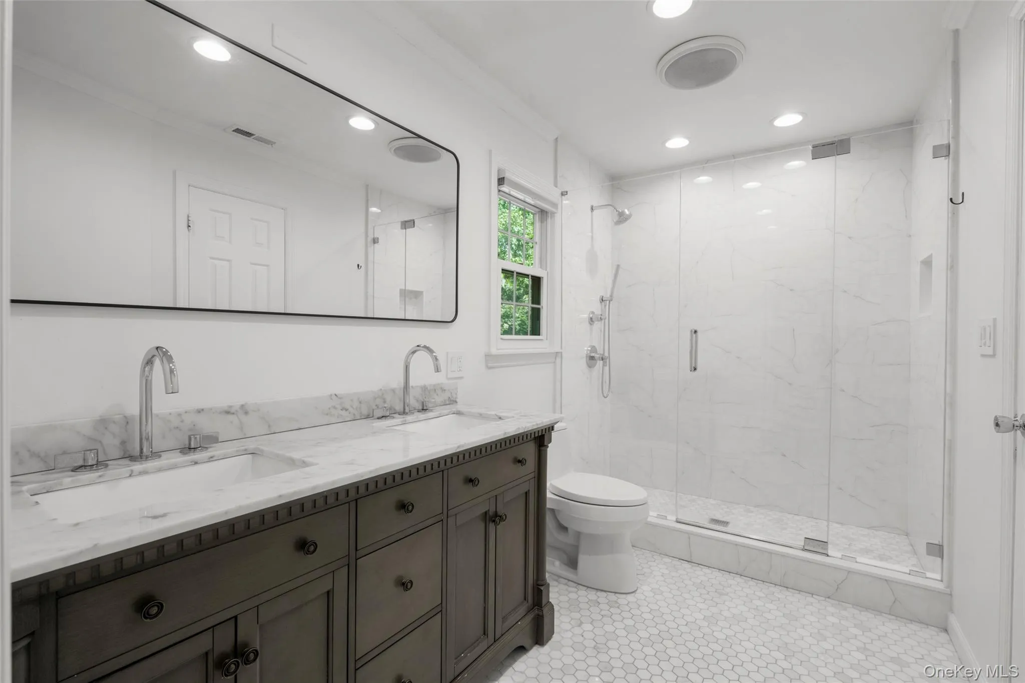 81 Chestnut Avenue, Pelham, NY, 3 Bedrooms Bedrooms, 7 Rooms Rooms,3 BathroomsBathrooms,Residential Lease,For Rent,Chestnut,0,1053417 81 Chestnut Avenue, Pelham, NY, 3 Bedrooms Bedrooms, 7 Rooms Rooms,3 BathroomsBathrooms,Residential Lease,For Rent,Chestnut,0,1053417