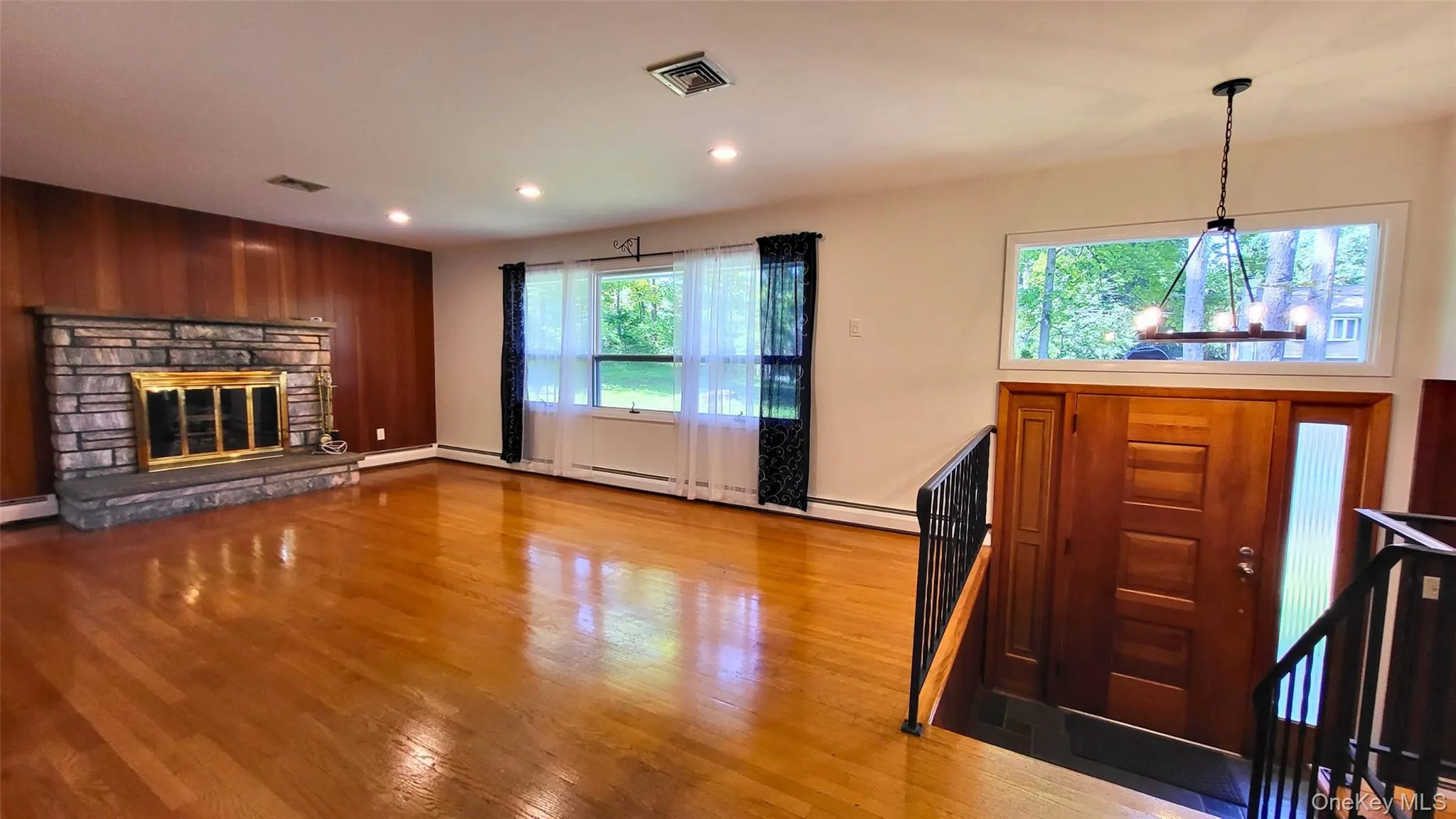 116 New Hackensack Road, Wappinger, NY, 3 Bedrooms Bedrooms, 7 Rooms Rooms,1 BathroomBathrooms,Residential Lease,For Rent,New Hackensack,0,1053419 116 New Hackensack Road, Wappinger, NY, 3 Bedrooms Bedrooms, 7 Rooms Rooms,1 BathroomBathrooms,Residential Lease,For Rent,New Hackensack,0,1053419