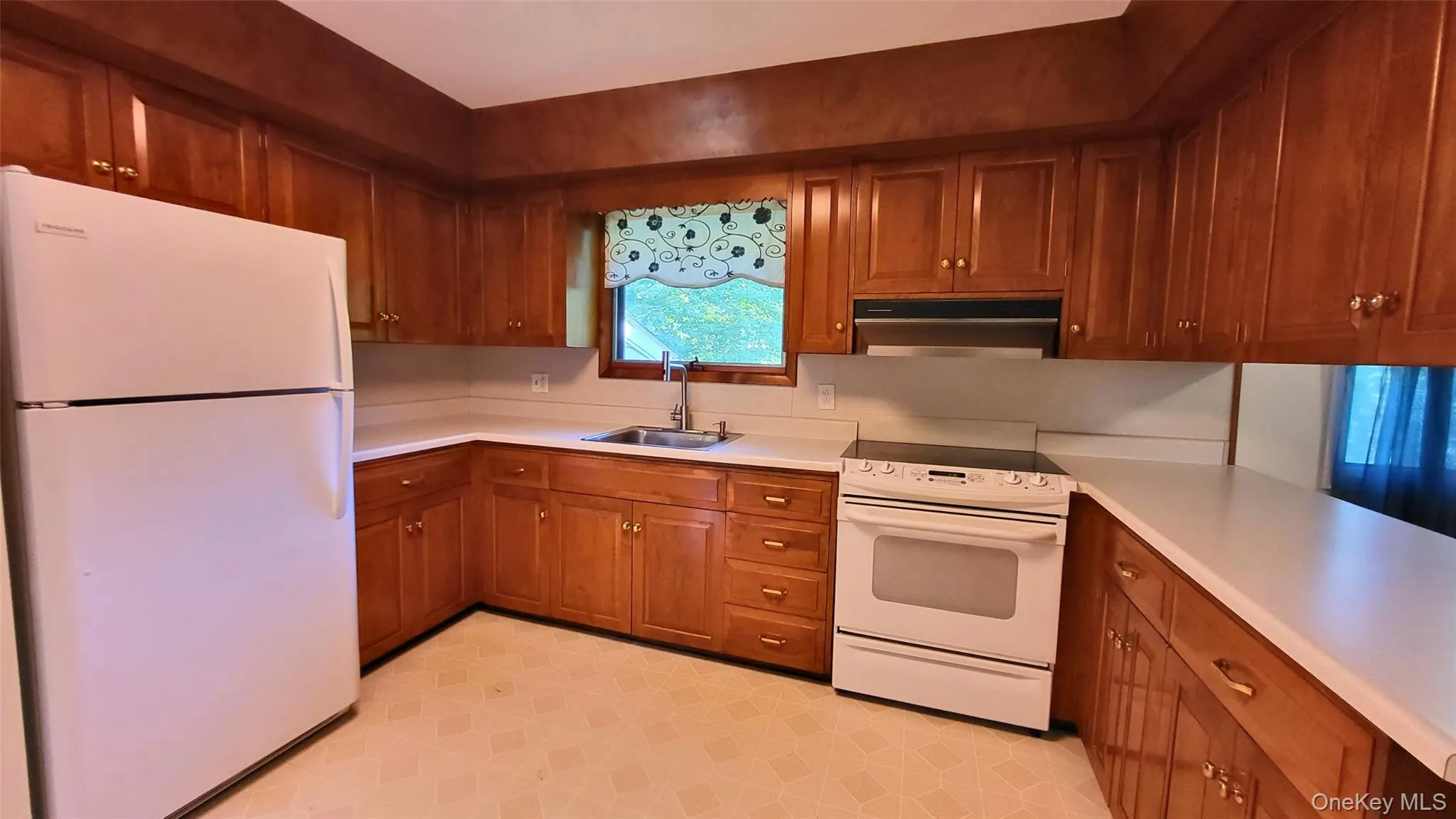 116 New Hackensack Road, Wappinger, NY, 3 Bedrooms Bedrooms, 7 Rooms Rooms,1 BathroomBathrooms,Residential Lease,For Rent,New Hackensack,0,1053419 116 New Hackensack Road, Wappinger, NY, 3 Bedrooms Bedrooms, 7 Rooms Rooms,1 BathroomBathrooms,Residential Lease,For Rent,New Hackensack,0,1053419