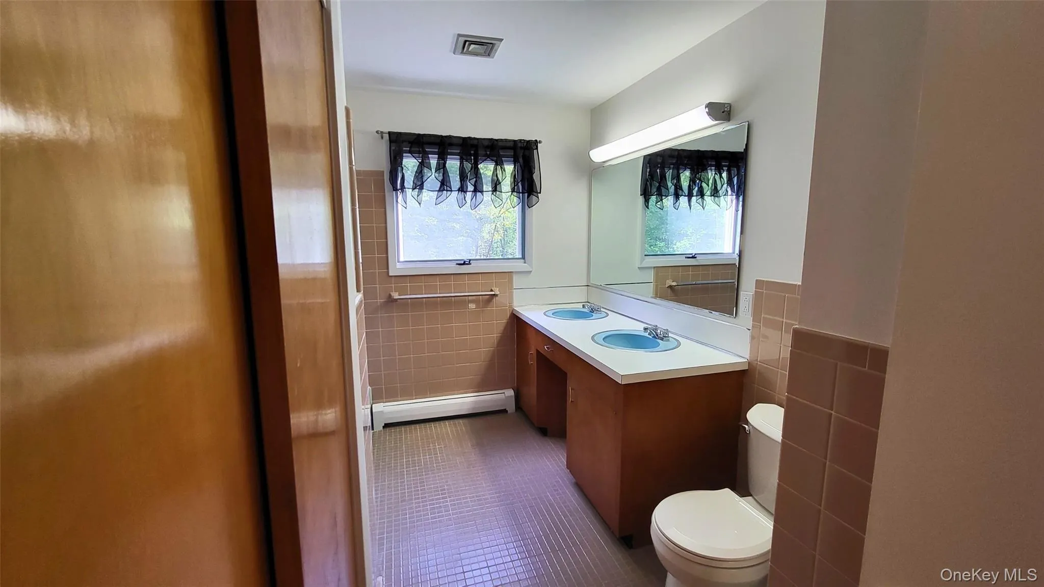 116 New Hackensack Road, Wappinger, NY, 3 Bedrooms Bedrooms, 7 Rooms Rooms,1 BathroomBathrooms,Residential Lease,For Rent,New Hackensack,0,1053419 116 New Hackensack Road, Wappinger, NY, 3 Bedrooms Bedrooms, 7 Rooms Rooms,1 BathroomBathrooms,Residential Lease,For Rent,New Hackensack,0,1053419