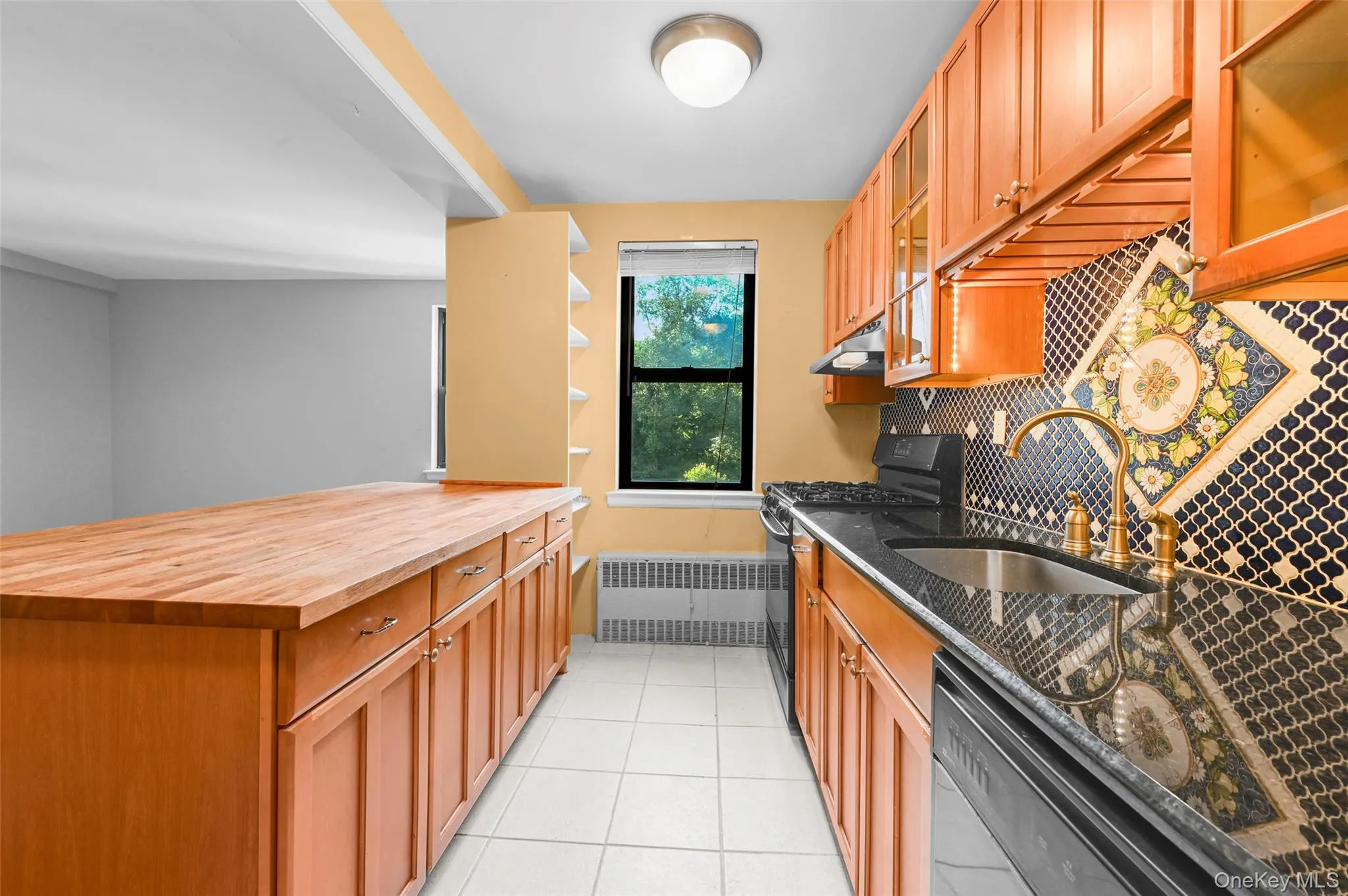 142 Garth Road, Eastchester, NY, 1 Bedroom Bedrooms, 3 Rooms Rooms,1 BathroomBathrooms,Residential,For Rent,Garth,0,1053421 142 Garth Road, Eastchester, NY, 1 Bedroom Bedrooms, 3 Rooms Rooms,1 BathroomBathrooms,Residential,For Rent,Garth,0,1053421
