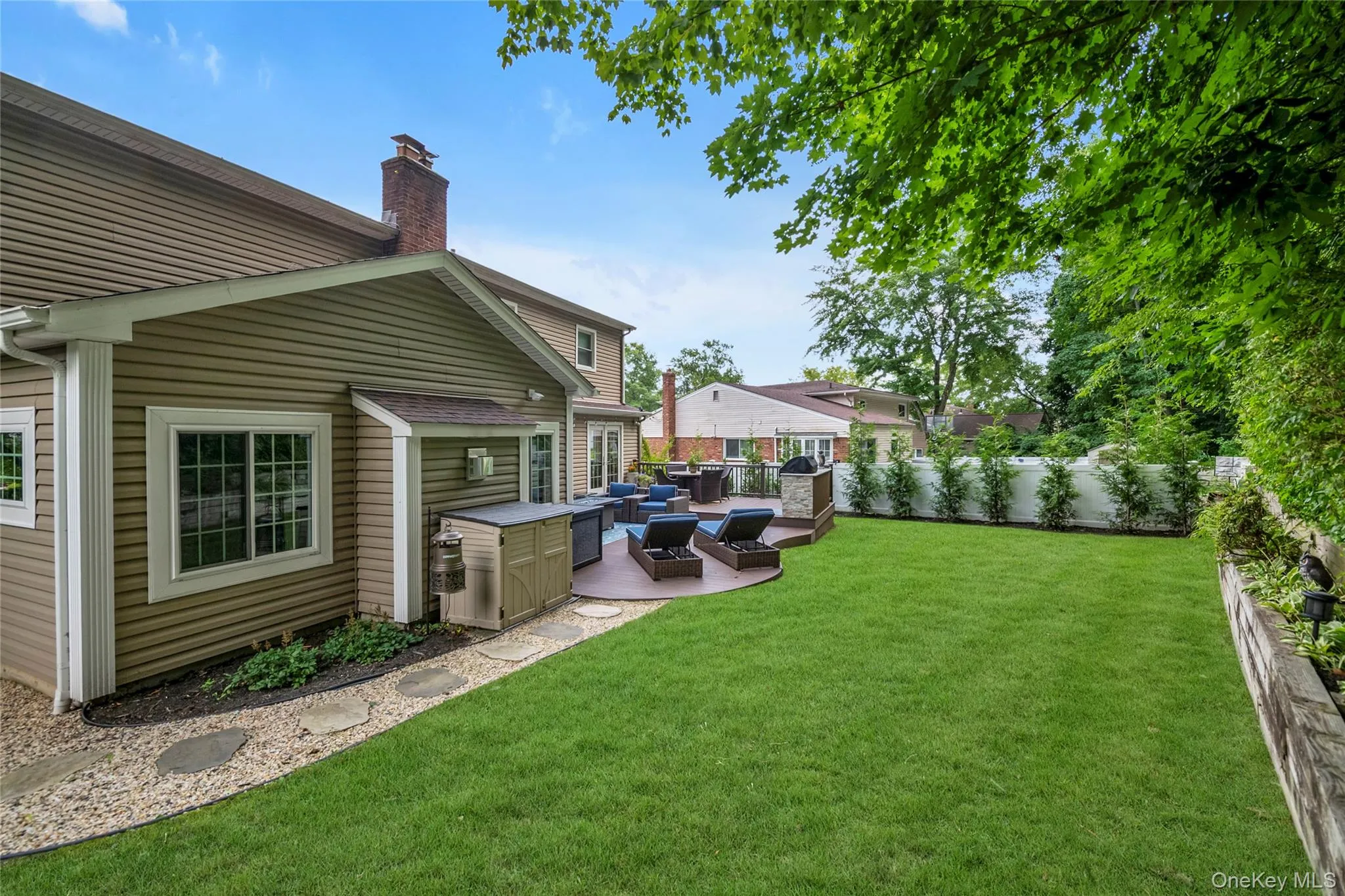 67 Reed Drive, North Hempstead, NY, 4 Bedrooms Bedrooms, 8 Rooms Rooms,2 BathroomsBathrooms,Residential,For Rent,Reed,0,1053422 67 Reed Drive, North Hempstead, NY, 4 Bedrooms Bedrooms, 8 Rooms Rooms,2 BathroomsBathrooms,Residential,For Rent,Reed,0,1053422