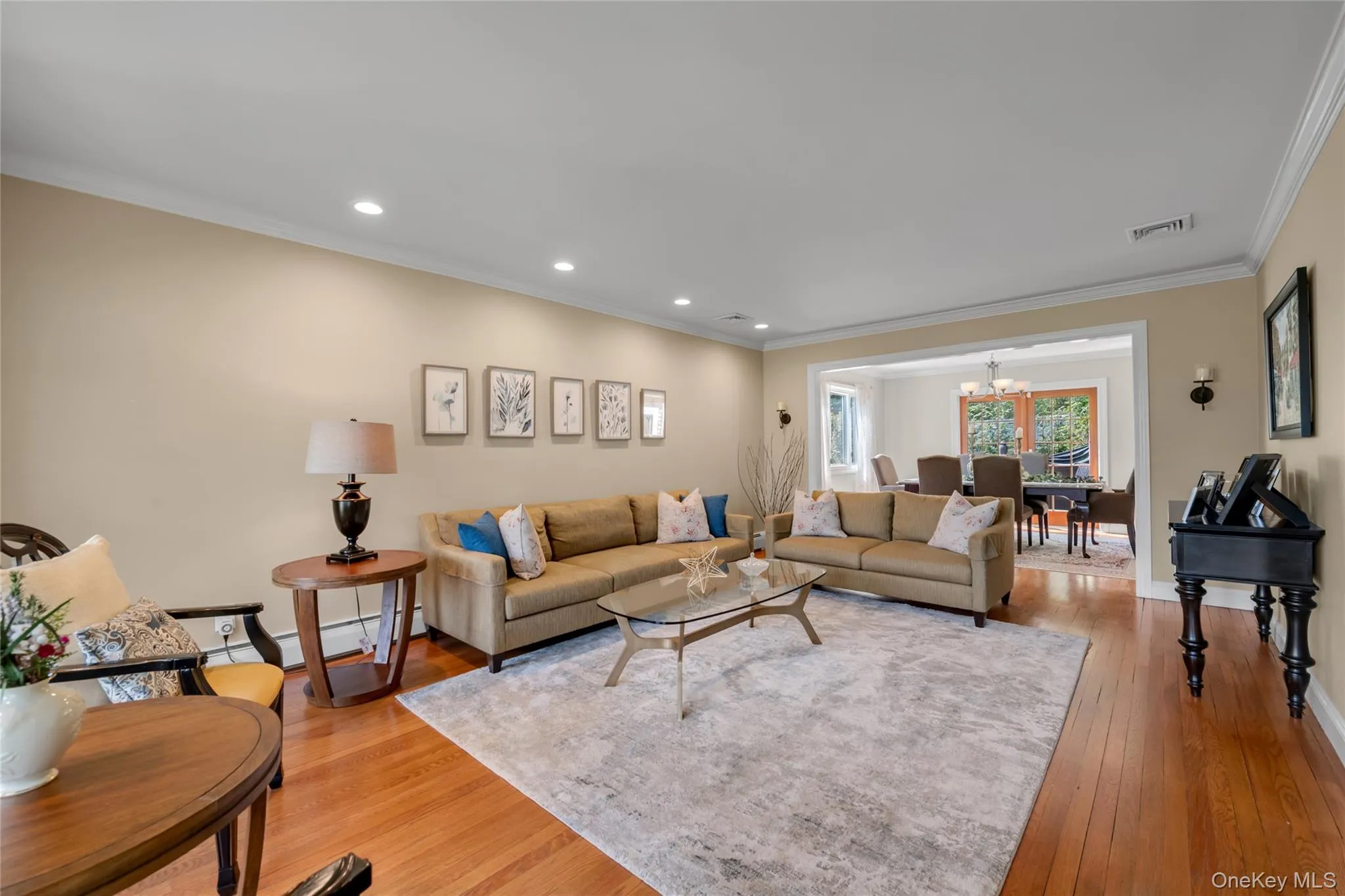 67 Reed Drive, North Hempstead, NY, 4 Bedrooms Bedrooms, 8 Rooms Rooms,2 BathroomsBathrooms,Residential,For Rent,Reed,0,1053422 67 Reed Drive, North Hempstead, NY, 4 Bedrooms Bedrooms, 8 Rooms Rooms,2 BathroomsBathrooms,Residential,For Rent,Reed,0,1053422