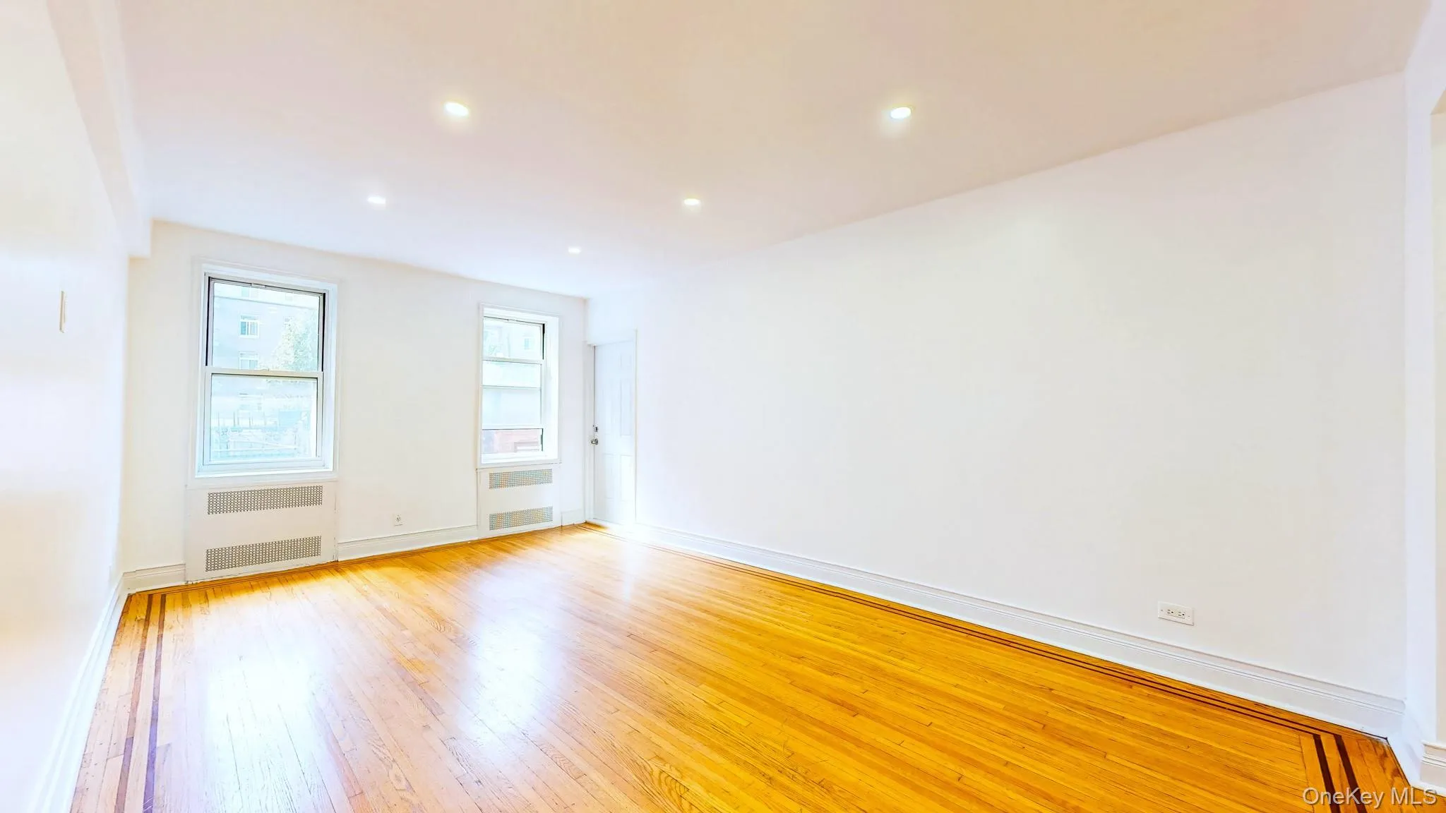 65-36 Wetherole Street, New York, NY, 2 Bedrooms Bedrooms, 4 Rooms Rooms,1 BathroomBathrooms,Residential,For Rent,Wetherole,0,1053426 65-36 Wetherole Street, New York, NY, 2 Bedrooms Bedrooms, 4 Rooms Rooms,1 BathroomBathrooms,Residential,For Rent,Wetherole,0,1053426