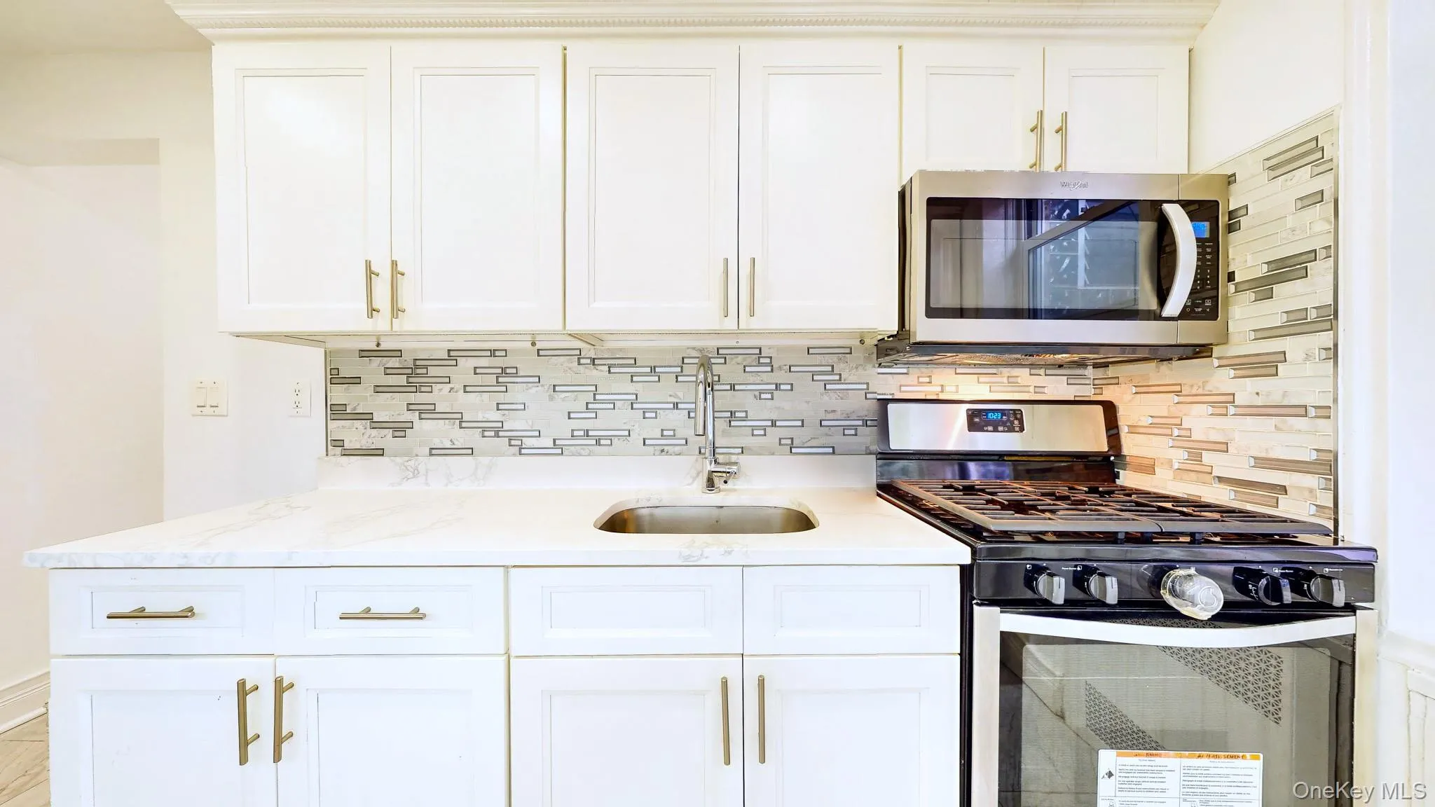 65-36 Wetherole Street, New York, NY, 2 Bedrooms Bedrooms, 4 Rooms Rooms,1 BathroomBathrooms,Residential,For Rent,Wetherole,0,1053426 65-36 Wetherole Street, New York, NY, 2 Bedrooms Bedrooms, 4 Rooms Rooms,1 BathroomBathrooms,Residential,For Rent,Wetherole,0,1053426