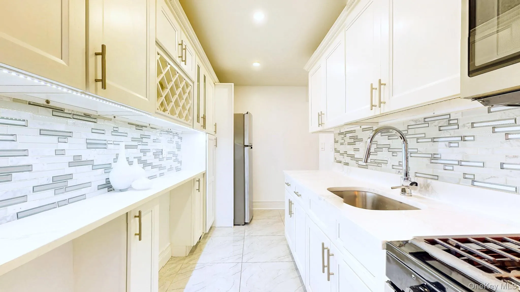 65-36 Wetherole Street, New York, NY, 2 Bedrooms Bedrooms, 4 Rooms Rooms,1 BathroomBathrooms,Residential,For Rent,Wetherole,0,1053426 65-36 Wetherole Street, New York, NY, 2 Bedrooms Bedrooms, 4 Rooms Rooms,1 BathroomBathrooms,Residential,For Rent,Wetherole,0,1053426