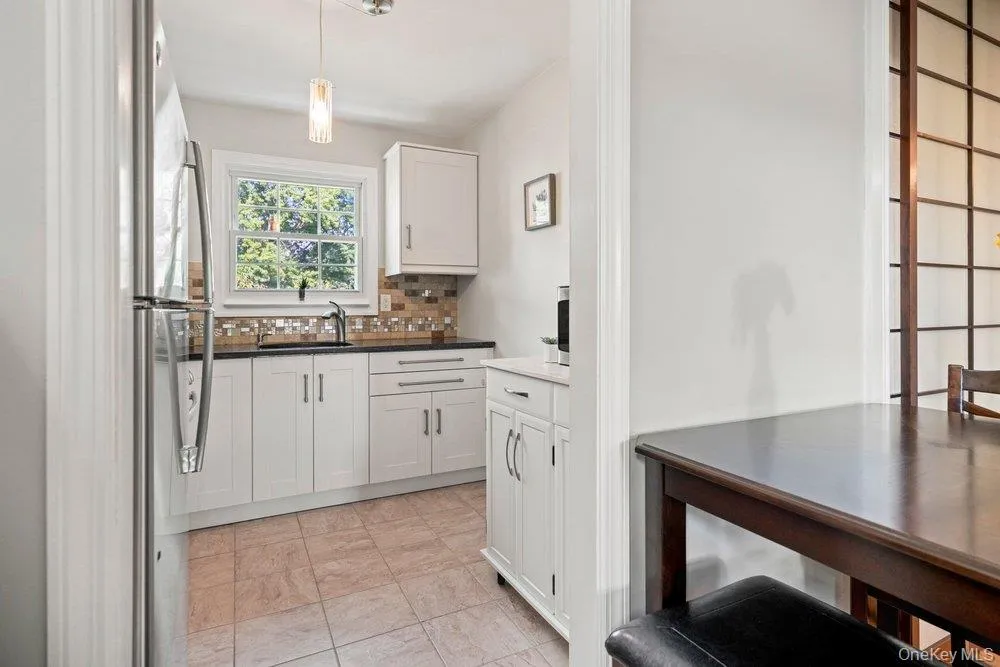 3113 Wilshire, Islip, NY, 1 Bedroom Bedrooms, 3 Rooms Rooms,1 BathroomBathrooms,Residential,For Rent,Wilshire,0,1053433 3113 Wilshire, Islip, NY, 1 Bedroom Bedrooms, 3 Rooms Rooms,1 BathroomBathrooms,Residential,For Rent,Wilshire,0,1053433
