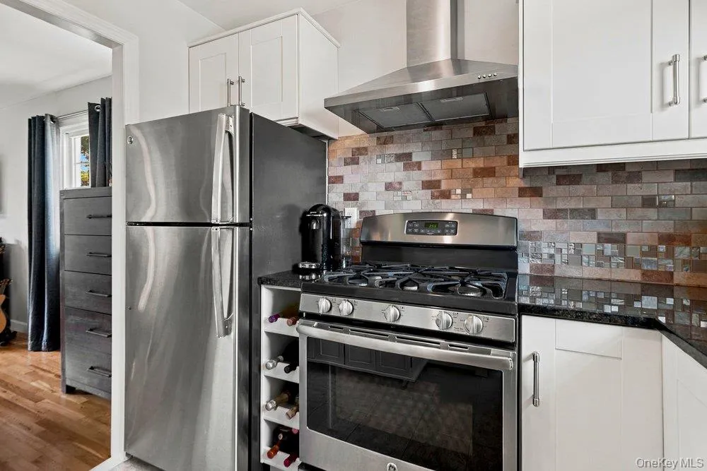 3113 Wilshire, Islip, NY, 1 Bedroom Bedrooms, 3 Rooms Rooms,1 BathroomBathrooms,Residential,For Rent,Wilshire,0,1053433 3113 Wilshire, Islip, NY, 1 Bedroom Bedrooms, 3 Rooms Rooms,1 BathroomBathrooms,Residential,For Rent,Wilshire,0,1053433