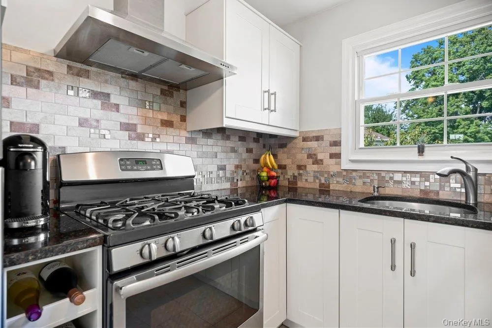 3113 Wilshire, Islip, NY, 1 Bedroom Bedrooms, 3 Rooms Rooms,1 BathroomBathrooms,Residential,For Rent,Wilshire,0,1053433 3113 Wilshire, Islip, NY, 1 Bedroom Bedrooms, 3 Rooms Rooms,1 BathroomBathrooms,Residential,For Rent,Wilshire,0,1053433