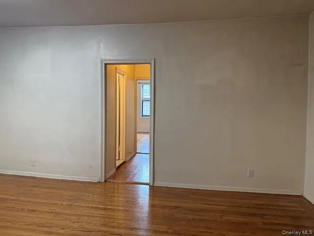 136-05 Sanford Avenue, New York, NY, 1 Bedroom Bedrooms, 3 Rooms Rooms,1 BathroomBathrooms,Residential,For Rent,Sanford,0,1053434 136-05 Sanford Avenue, New York, NY, 1 Bedroom Bedrooms, 3 Rooms Rooms,1 BathroomBathrooms,Residential,For Rent,Sanford,0,1053434