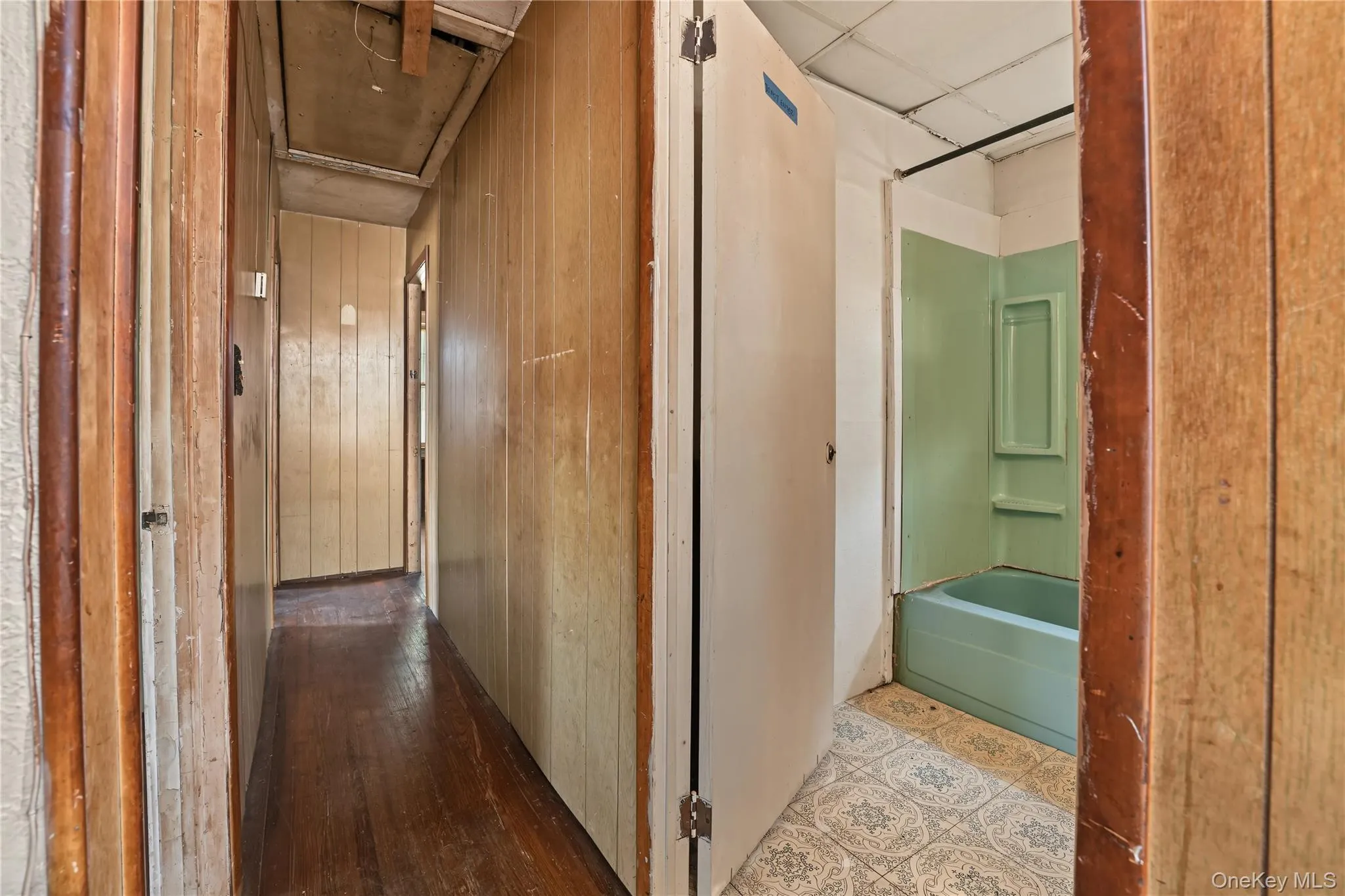 2 Willett Avenue, Islip, NY, 3 Bedrooms Bedrooms, 6 Rooms Rooms,1 BathroomBathrooms,Residential,For Rent,Willett,0,1053441 2 Willett Avenue, Islip, NY, 3 Bedrooms Bedrooms, 6 Rooms Rooms,1 BathroomBathrooms,Residential,For Rent,Willett,0,1053441