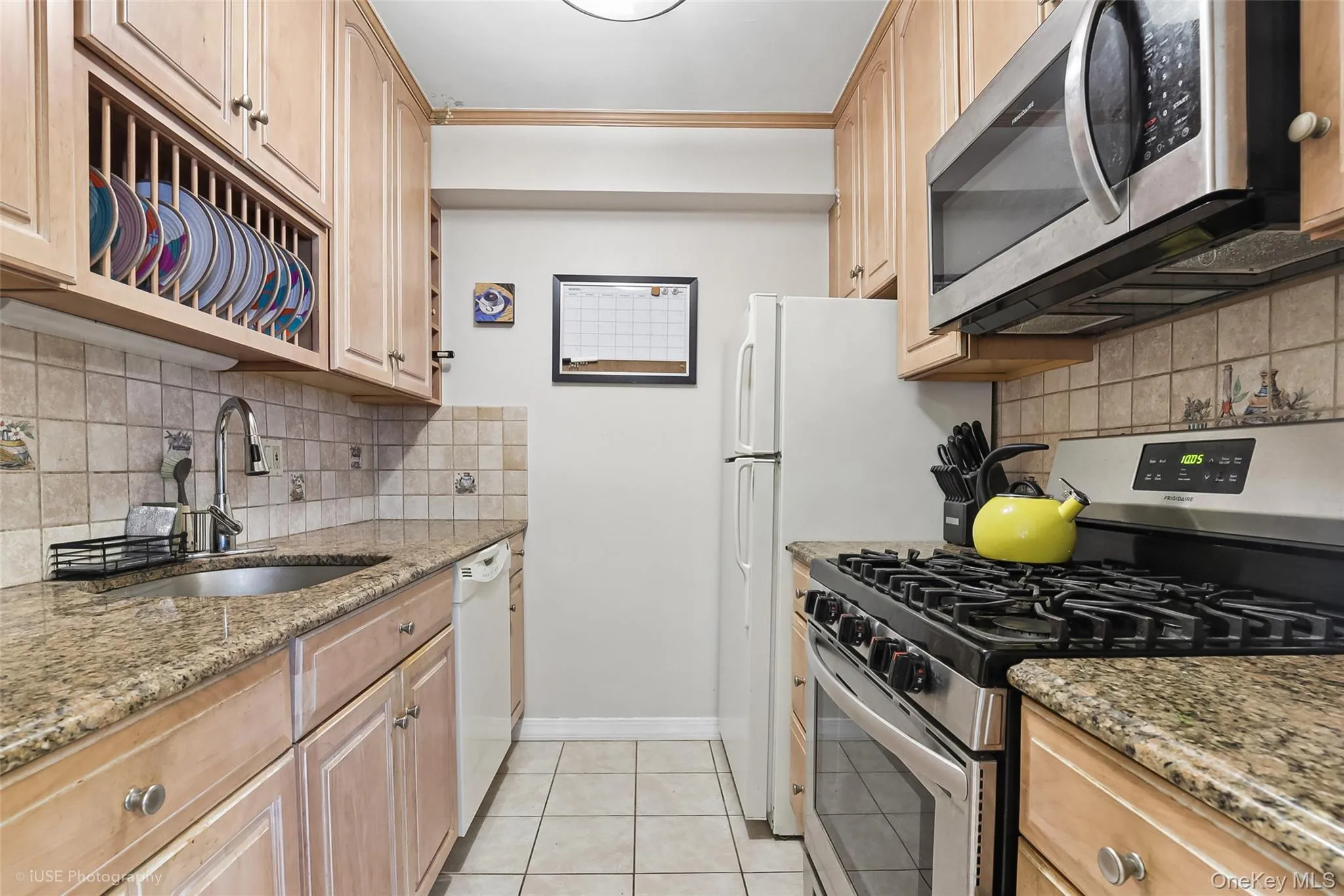 52-30 39th Drive, New York, NY, 2 Bedrooms Bedrooms, 4 Rooms Rooms,1 BathroomBathrooms,Residential,For Rent,39th,0,1053442 52-30 39th Drive, New York, NY, 2 Bedrooms Bedrooms, 4 Rooms Rooms,1 BathroomBathrooms,Residential,For Rent,39th,0,1053442