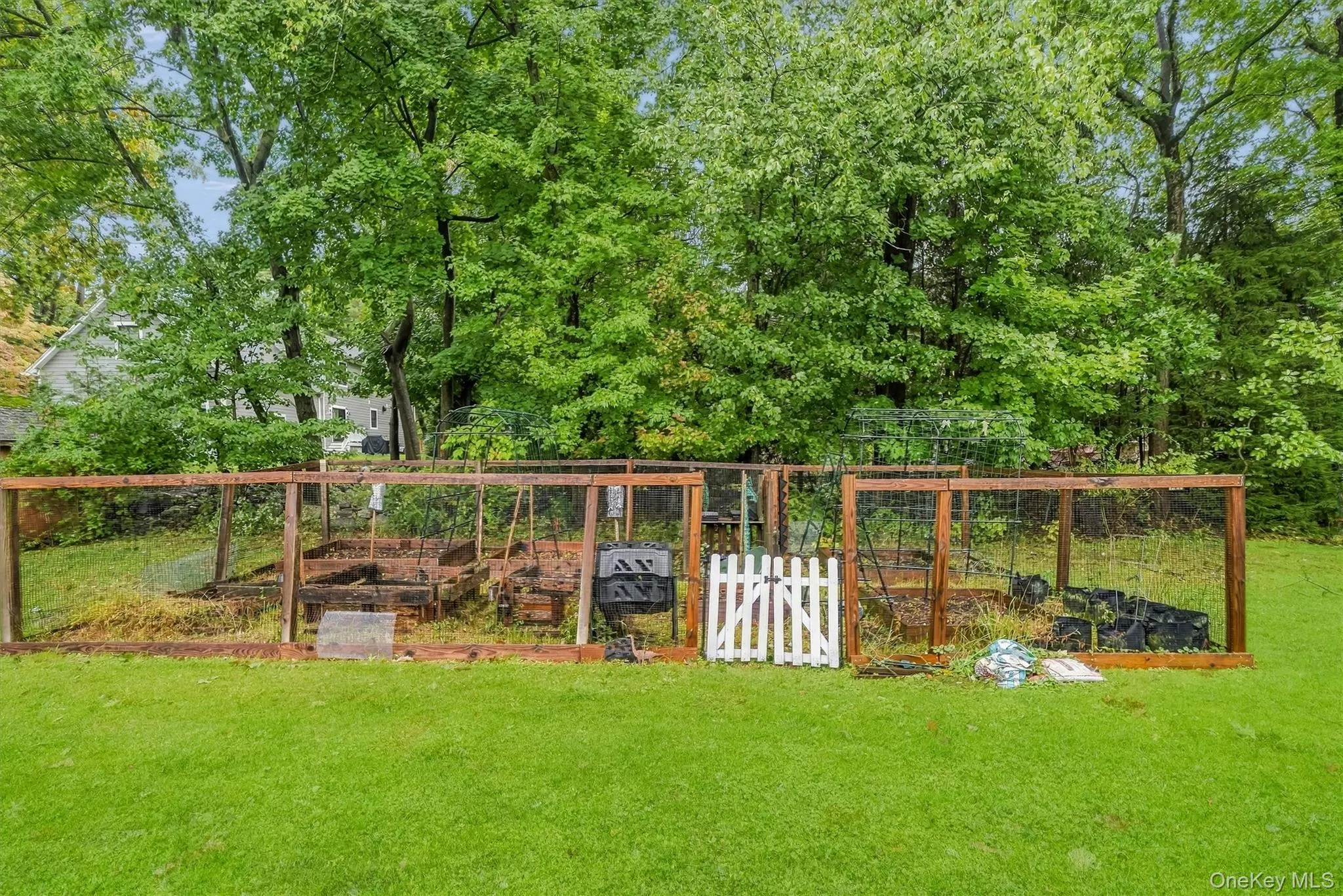 240 Center Street, Orangetown, NY, 4 Bedrooms Bedrooms, 11 Rooms Rooms,2 BathroomsBathrooms,Residential,For Rent,Center,0,1053448 240 Center Street, Orangetown, NY, 4 Bedrooms Bedrooms, 11 Rooms Rooms,2 BathroomsBathrooms,Residential,For Rent,Center,0,1053448