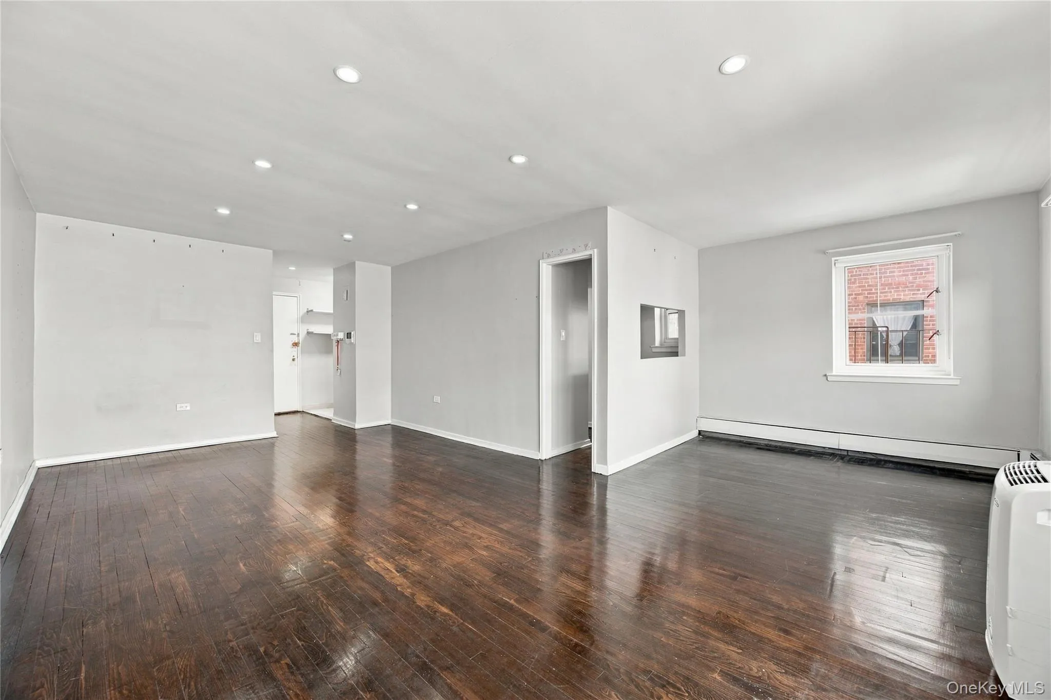 9910 60th Avenue, New York, NY, 2 Rooms Rooms,1 BathroomBathrooms,Residential,For Rent,60th,0,1053456 9910 60th Avenue, New York, NY, 2 Rooms Rooms,1 BathroomBathrooms,Residential,For Rent,60th,0,1053456