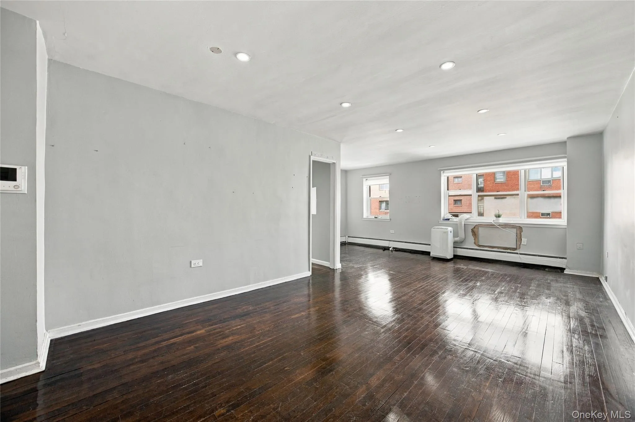 9910 60th Avenue, New York, NY, 2 Rooms Rooms,1 BathroomBathrooms,Residential,For Rent,60th,0,1053456 9910 60th Avenue, New York, NY, 2 Rooms Rooms,1 BathroomBathrooms,Residential,For Rent,60th,0,1053456