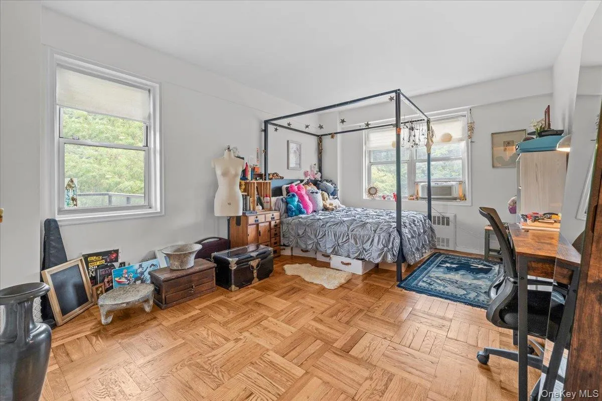 750 Kappock Street, New York, NY, 3 Bedrooms Bedrooms, 7 Rooms Rooms,3 BathroomsBathrooms,Residential,For Rent,Kappock,0,1053461 750 Kappock Street, New York, NY, 3 Bedrooms Bedrooms, 7 Rooms Rooms,3 BathroomsBathrooms,Residential,For Rent,Kappock,0,1053461