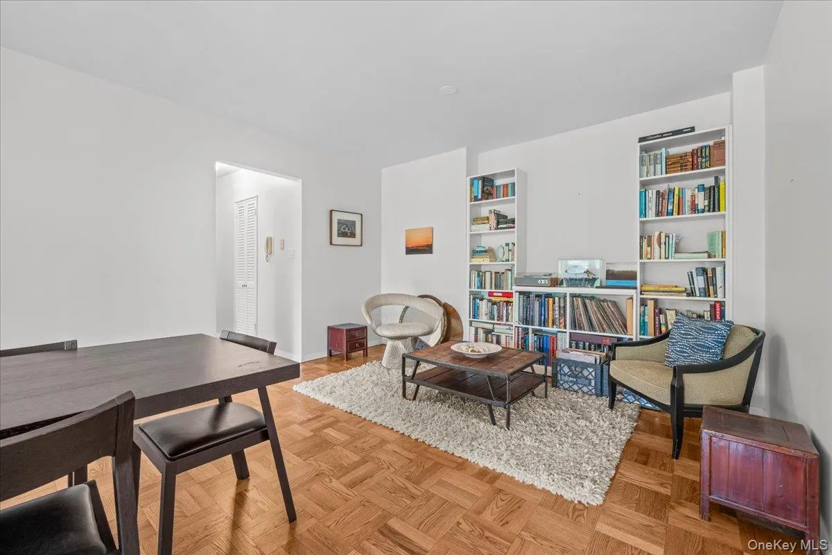 750 Kappock Street, New York, NY, 3 Bedrooms Bedrooms, 7 Rooms Rooms,3 BathroomsBathrooms,Residential,For Rent,Kappock,0,1053461 750 Kappock Street, New York, NY, 3 Bedrooms Bedrooms, 7 Rooms Rooms,3 BathroomsBathrooms,Residential,For Rent,Kappock,0,1053461