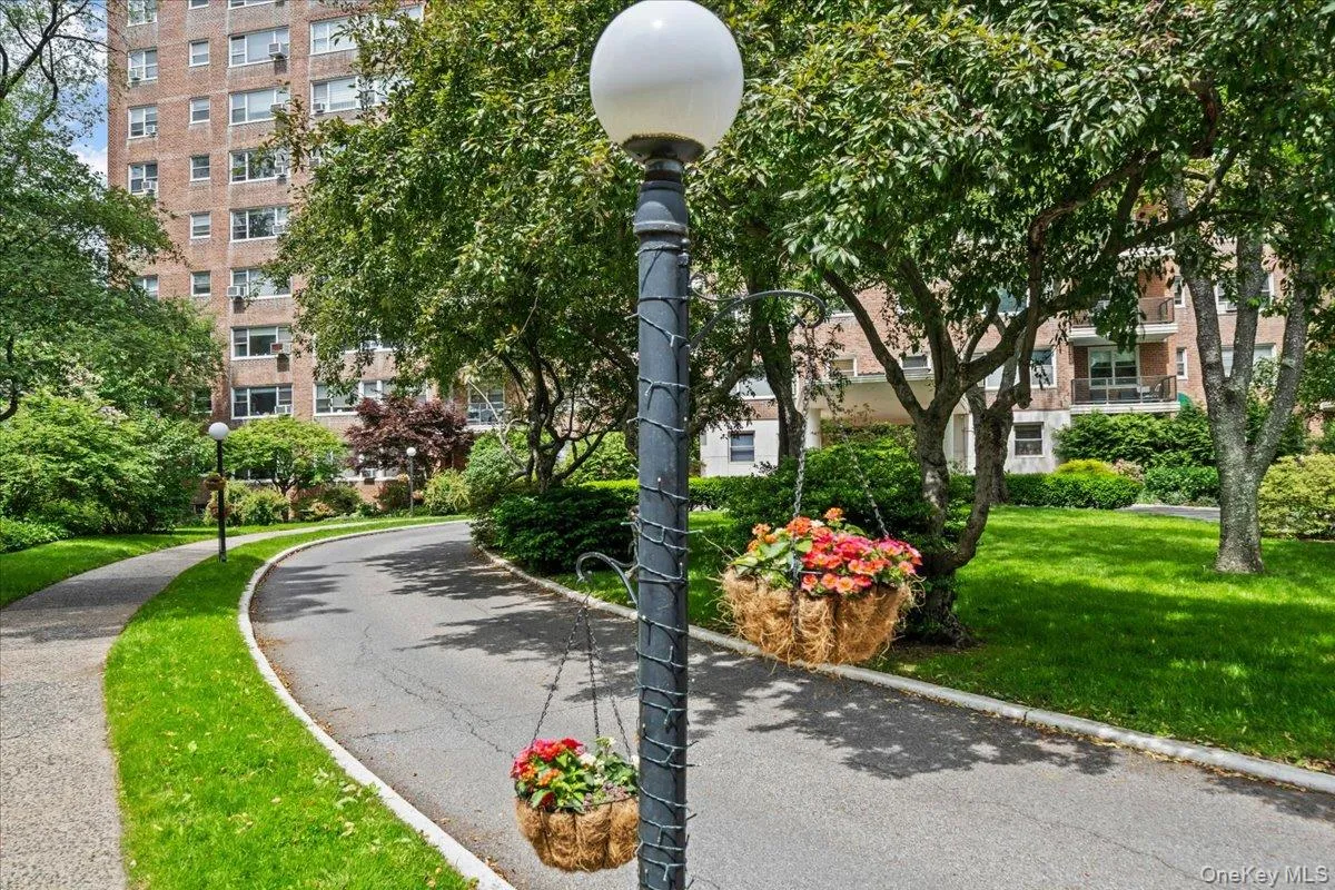 750 Kappock Street, New York, NY, 3 Bedrooms Bedrooms, 7 Rooms Rooms,3 BathroomsBathrooms,Residential,For Rent,Kappock,0,1053461 750 Kappock Street, New York, NY, 3 Bedrooms Bedrooms, 7 Rooms Rooms,3 BathroomsBathrooms,Residential,For Rent,Kappock,0,1053461