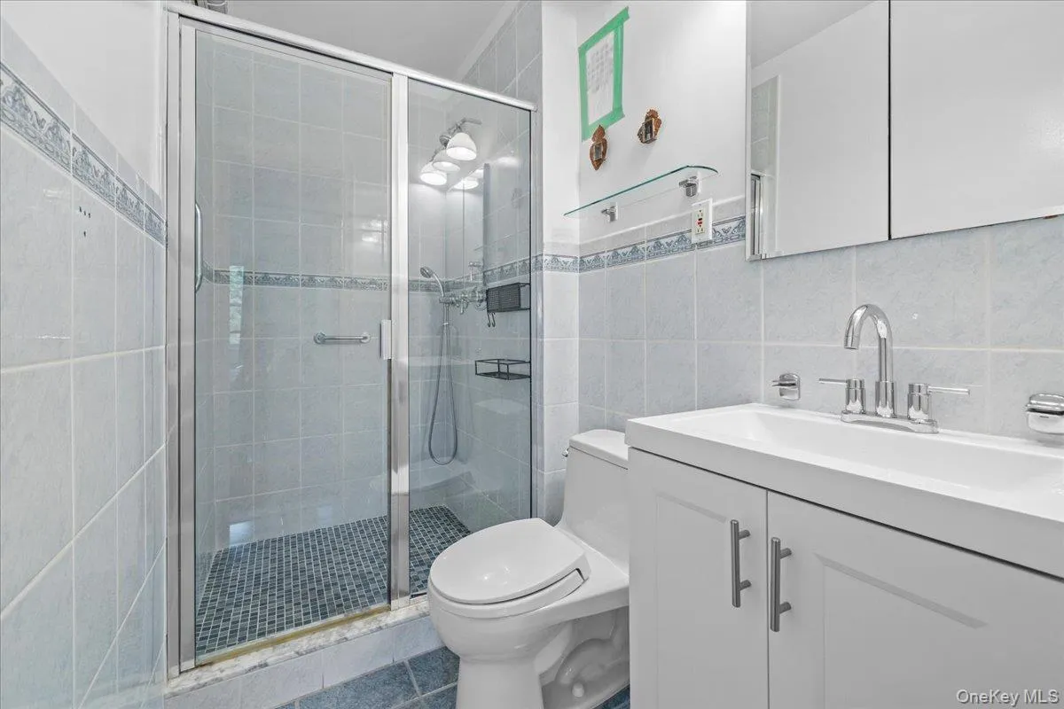 750 Kappock Street, New York, NY, 3 Bedrooms Bedrooms, 7 Rooms Rooms,3 BathroomsBathrooms,Residential,For Rent,Kappock,0,1053461 750 Kappock Street, New York, NY, 3 Bedrooms Bedrooms, 7 Rooms Rooms,3 BathroomsBathrooms,Residential,For Rent,Kappock,0,1053461