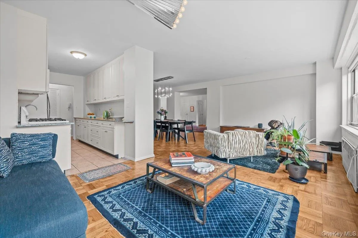 750 Kappock Street, New York, NY, 3 Bedrooms Bedrooms, 7 Rooms Rooms,3 BathroomsBathrooms,Residential,For Rent,Kappock,0,1053461 750 Kappock Street, New York, NY, 3 Bedrooms Bedrooms, 7 Rooms Rooms,3 BathroomsBathrooms,Residential,For Rent,Kappock,0,1053461