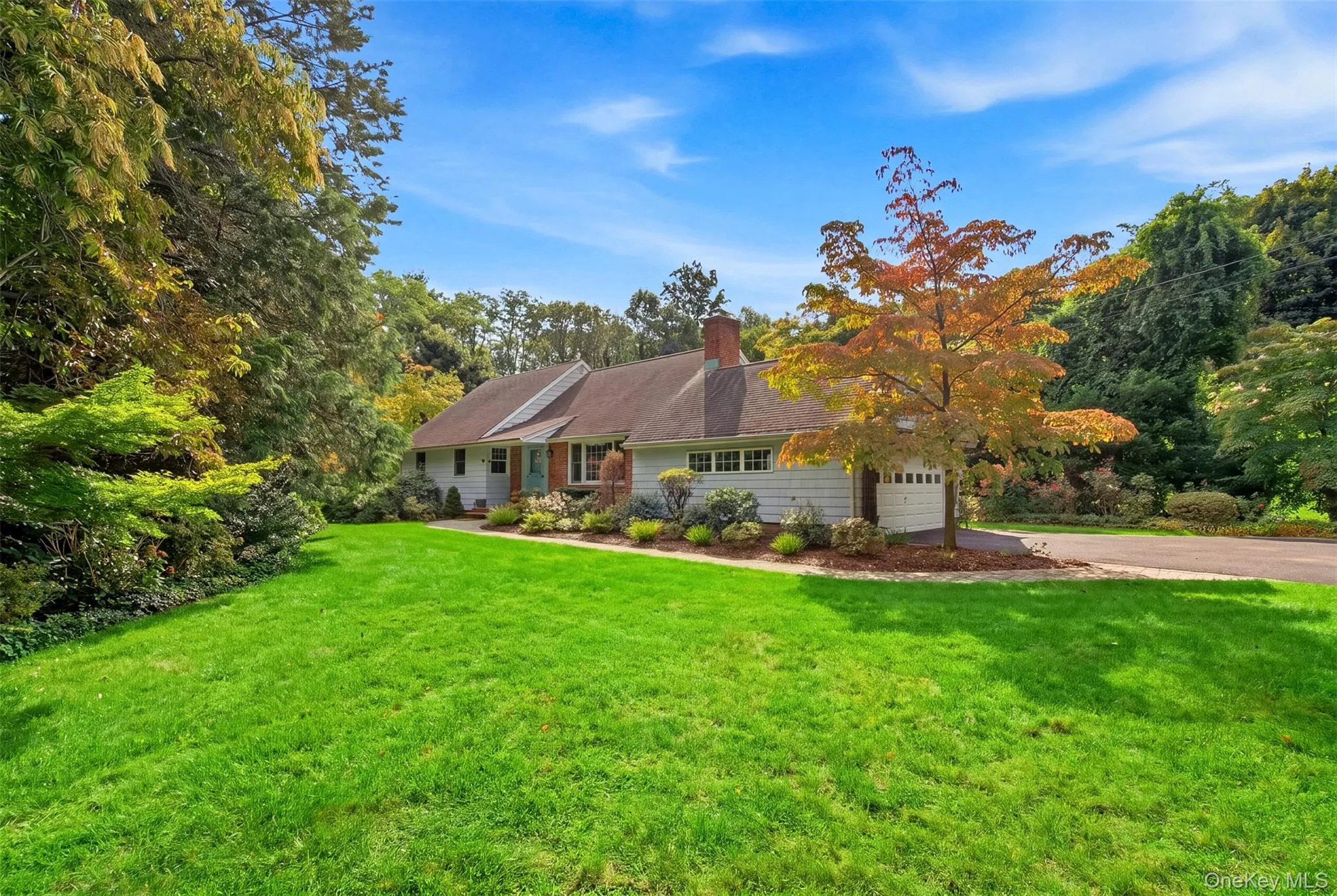 174 Flower Hill Road, Huntington, NY, 4 Bedrooms Bedrooms, 8 Rooms Rooms,2 BathroomsBathrooms,Residential,For Rent,Flower Hill,0,1053463 174 Flower Hill Road, Huntington, NY, 4 Bedrooms Bedrooms, 8 Rooms Rooms,2 BathroomsBathrooms,Residential,For Rent,Flower Hill,0,1053463