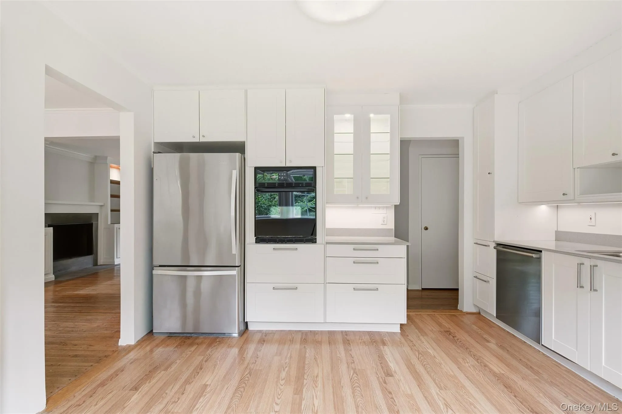 174 Flower Hill Road, Huntington, NY, 4 Bedrooms Bedrooms, 8 Rooms Rooms,2 BathroomsBathrooms,Residential,For Rent,Flower Hill,0,1053463 174 Flower Hill Road, Huntington, NY, 4 Bedrooms Bedrooms, 8 Rooms Rooms,2 BathroomsBathrooms,Residential,For Rent,Flower Hill,0,1053463