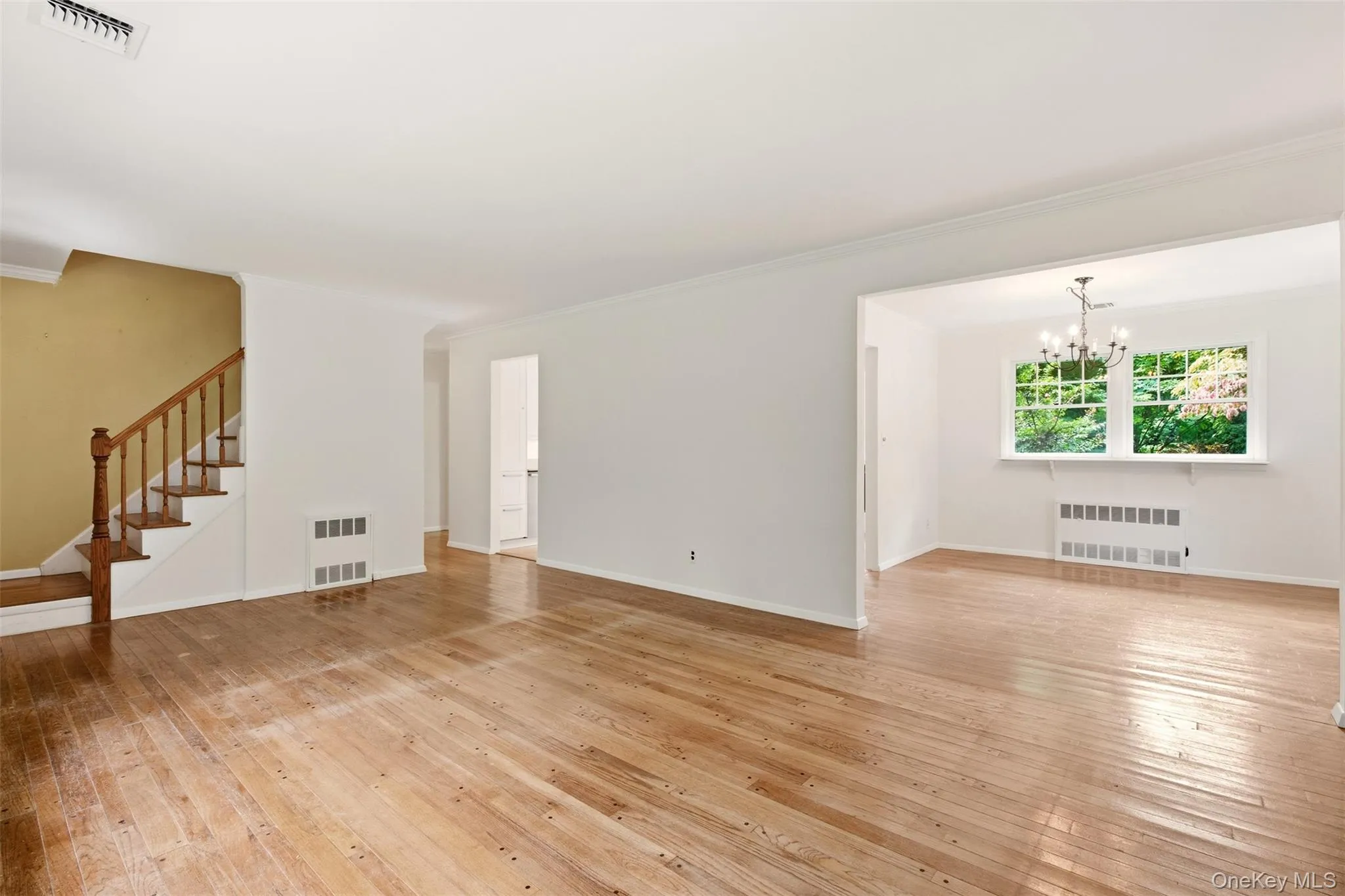 174 Flower Hill Road, Huntington, NY, 4 Bedrooms Bedrooms, 8 Rooms Rooms,2 BathroomsBathrooms,Residential,For Rent,Flower Hill,0,1053463 174 Flower Hill Road, Huntington, NY, 4 Bedrooms Bedrooms, 8 Rooms Rooms,2 BathroomsBathrooms,Residential,For Rent,Flower Hill,0,1053463