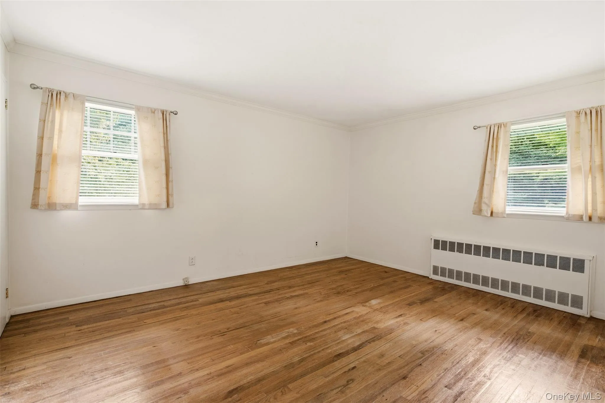 174 Flower Hill Road, Huntington, NY, 4 Bedrooms Bedrooms, 8 Rooms Rooms,2 BathroomsBathrooms,Residential,For Rent,Flower Hill,0,1053463 174 Flower Hill Road, Huntington, NY, 4 Bedrooms Bedrooms, 8 Rooms Rooms,2 BathroomsBathrooms,Residential,For Rent,Flower Hill,0,1053463