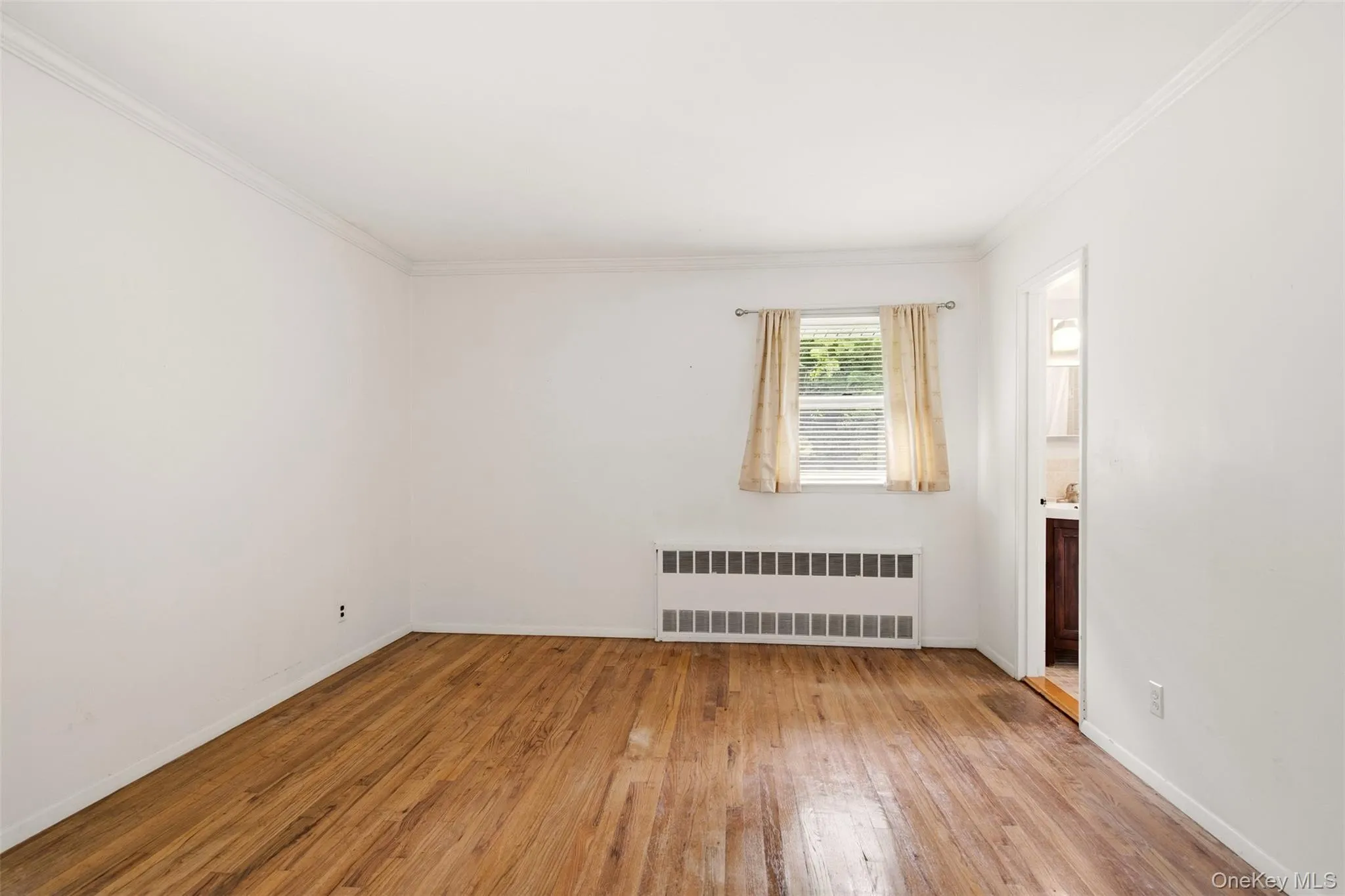 174 Flower Hill Road, Huntington, NY, 4 Bedrooms Bedrooms, 8 Rooms Rooms,2 BathroomsBathrooms,Residential,For Rent,Flower Hill,0,1053463 174 Flower Hill Road, Huntington, NY, 4 Bedrooms Bedrooms, 8 Rooms Rooms,2 BathroomsBathrooms,Residential,For Rent,Flower Hill,0,1053463