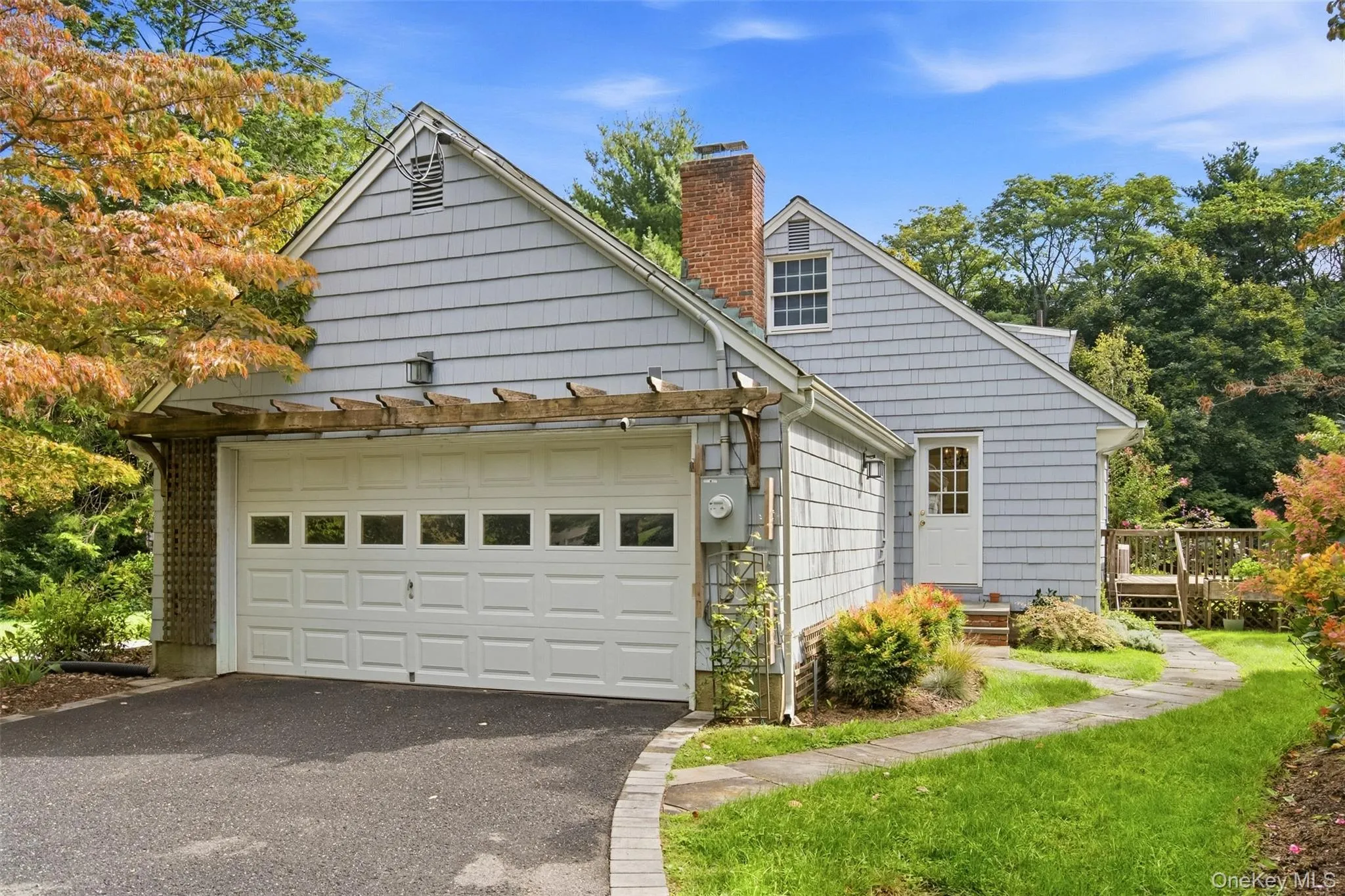 Oversized one car garage Oversized one car garage