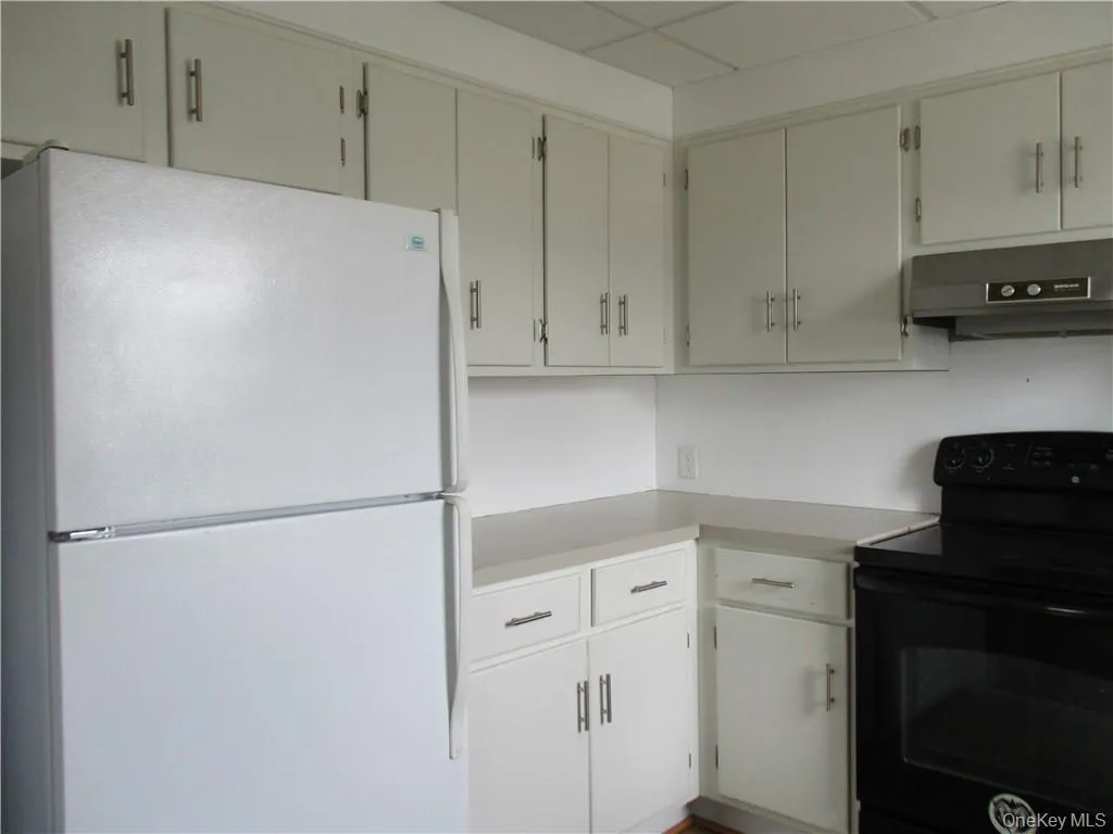1003 Main Street, Fishkill, NY, 1 Bedroom Bedrooms, 4 Rooms Rooms,1 BathroomBathrooms,Residential Lease,For Rent,Main,0,1053466 1003 Main Street, Fishkill, NY, 1 Bedroom Bedrooms, 4 Rooms Rooms,1 BathroomBathrooms,Residential Lease,For Rent,Main,0,1053466