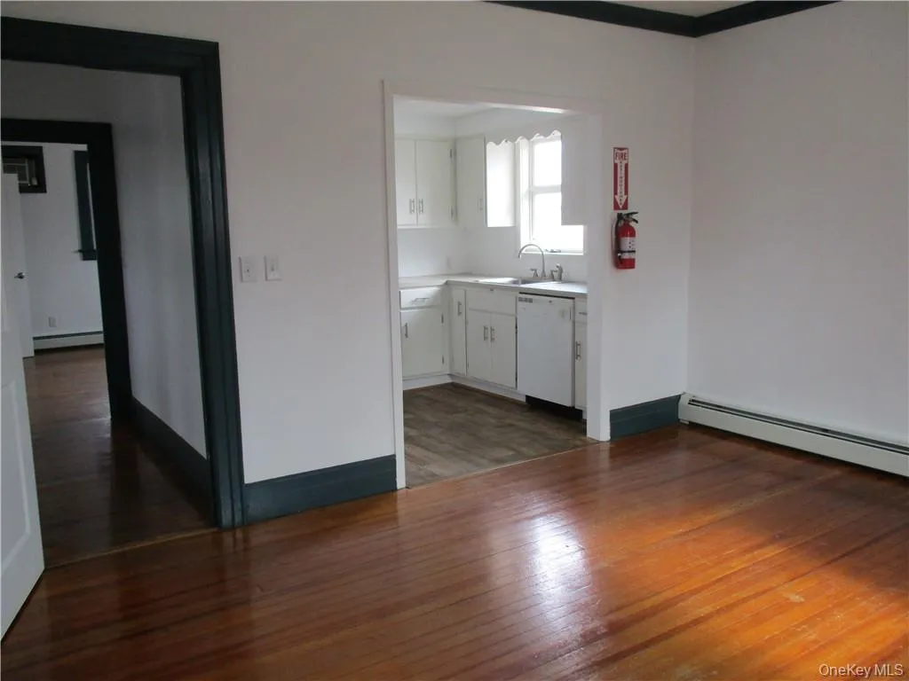 1003 Main Street, Fishkill, NY, 1 Bedroom Bedrooms, 4 Rooms Rooms,1 BathroomBathrooms,Residential Lease,For Rent,Main,0,1053466 1003 Main Street, Fishkill, NY, 1 Bedroom Bedrooms, 4 Rooms Rooms,1 BathroomBathrooms,Residential Lease,For Rent,Main,0,1053466