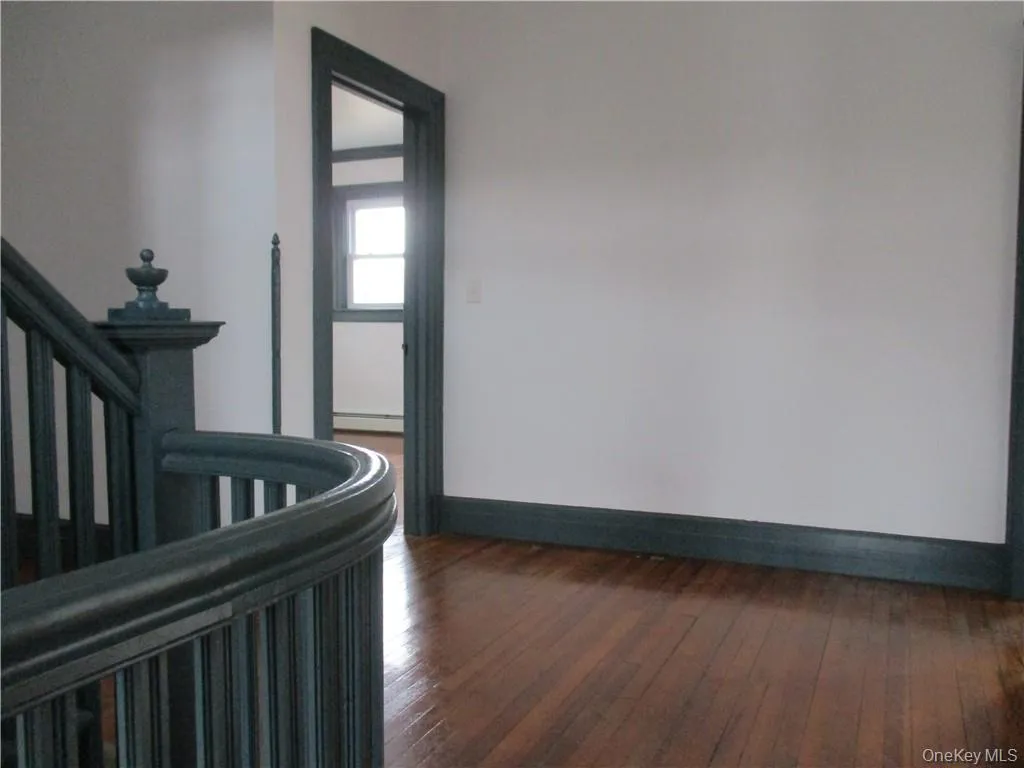 1003 Main Street, Fishkill, NY, 1 Bedroom Bedrooms, 4 Rooms Rooms,1 BathroomBathrooms,Residential Lease,For Rent,Main,0,1053466 1003 Main Street, Fishkill, NY, 1 Bedroom Bedrooms, 4 Rooms Rooms,1 BathroomBathrooms,Residential Lease,For Rent,Main,0,1053466
