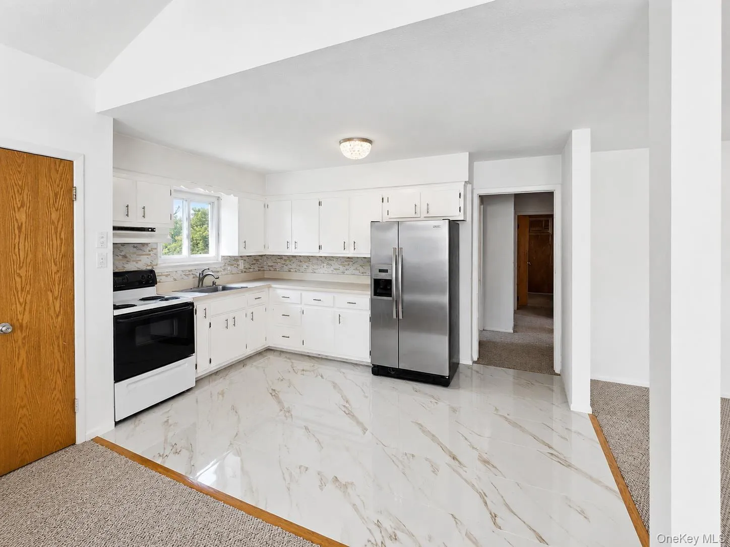 17 Fordham Road, West Babylon, NY, 3 Bedroom Bedrooms, 4 Room Rooms,1 BathroomBathrooms,Residential Lease,For Rent,Fordham,0,1053470 17 Fordham Road, West Babylon, NY, 3 Bedroom Bedrooms, 4 Room Rooms,1 BathroomBathrooms,Residential Lease,For Rent,Fordham,0,1053470