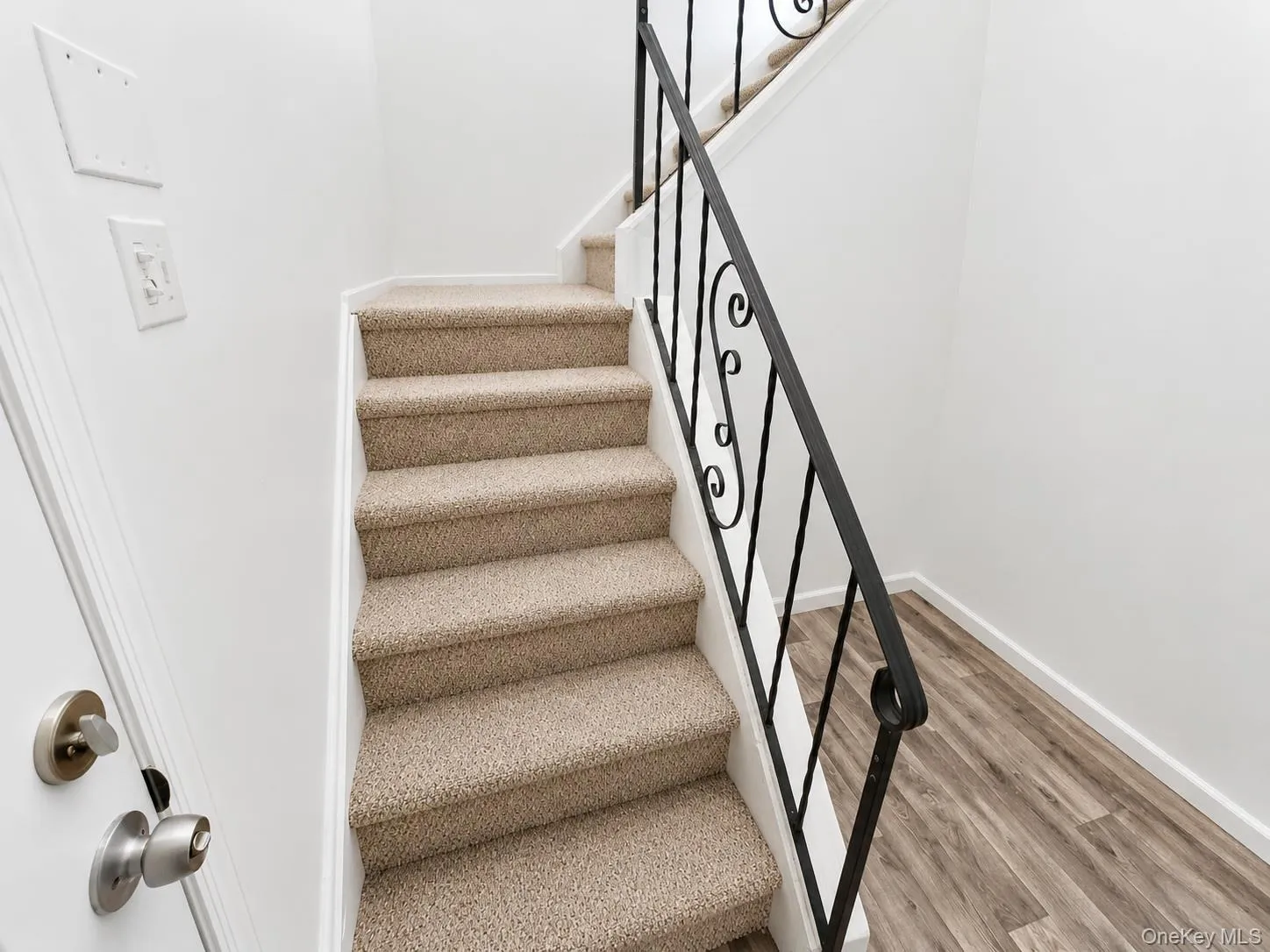 17 Fordham Road, West Babylon, NY, 3 Bedroom Bedrooms, 4 Room Rooms,1 BathroomBathrooms,Residential Lease,For Rent,Fordham,0,1053470 17 Fordham Road, West Babylon, NY, 3 Bedroom Bedrooms, 4 Room Rooms,1 BathroomBathrooms,Residential Lease,For Rent,Fordham,0,1053470