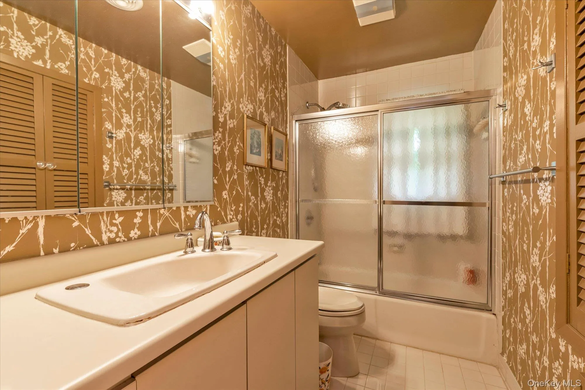 197 Birch Drive, North Hempstead, NY, 4 Bedrooms Bedrooms, 8 Rooms Rooms,2 BathroomsBathrooms,Residential,For Rent,Birch,0,1053476 197 Birch Drive, North Hempstead, NY, 4 Bedrooms Bedrooms, 8 Rooms Rooms,2 BathroomsBathrooms,Residential,For Rent,Birch,0,1053476