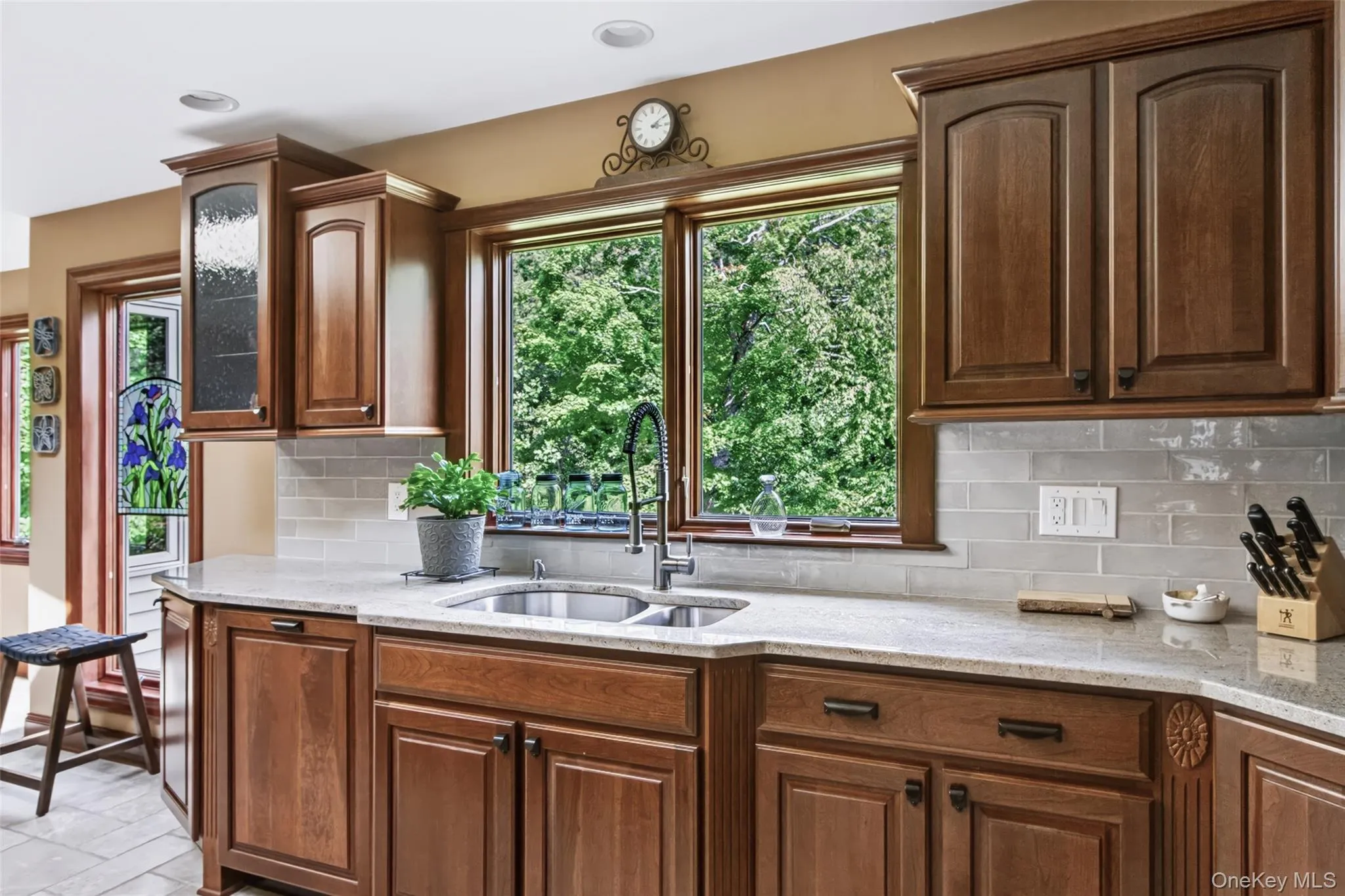 39 Loughran Lane, Esopus, NY, 4 Bedrooms Bedrooms, 8 Rooms Rooms,2 BathroomsBathrooms,Residential,For Rent,Loughran,0,1053477 39 Loughran Lane, Esopus, NY, 4 Bedrooms Bedrooms, 8 Rooms Rooms,2 BathroomsBathrooms,Residential,For Rent,Loughran,0,1053477