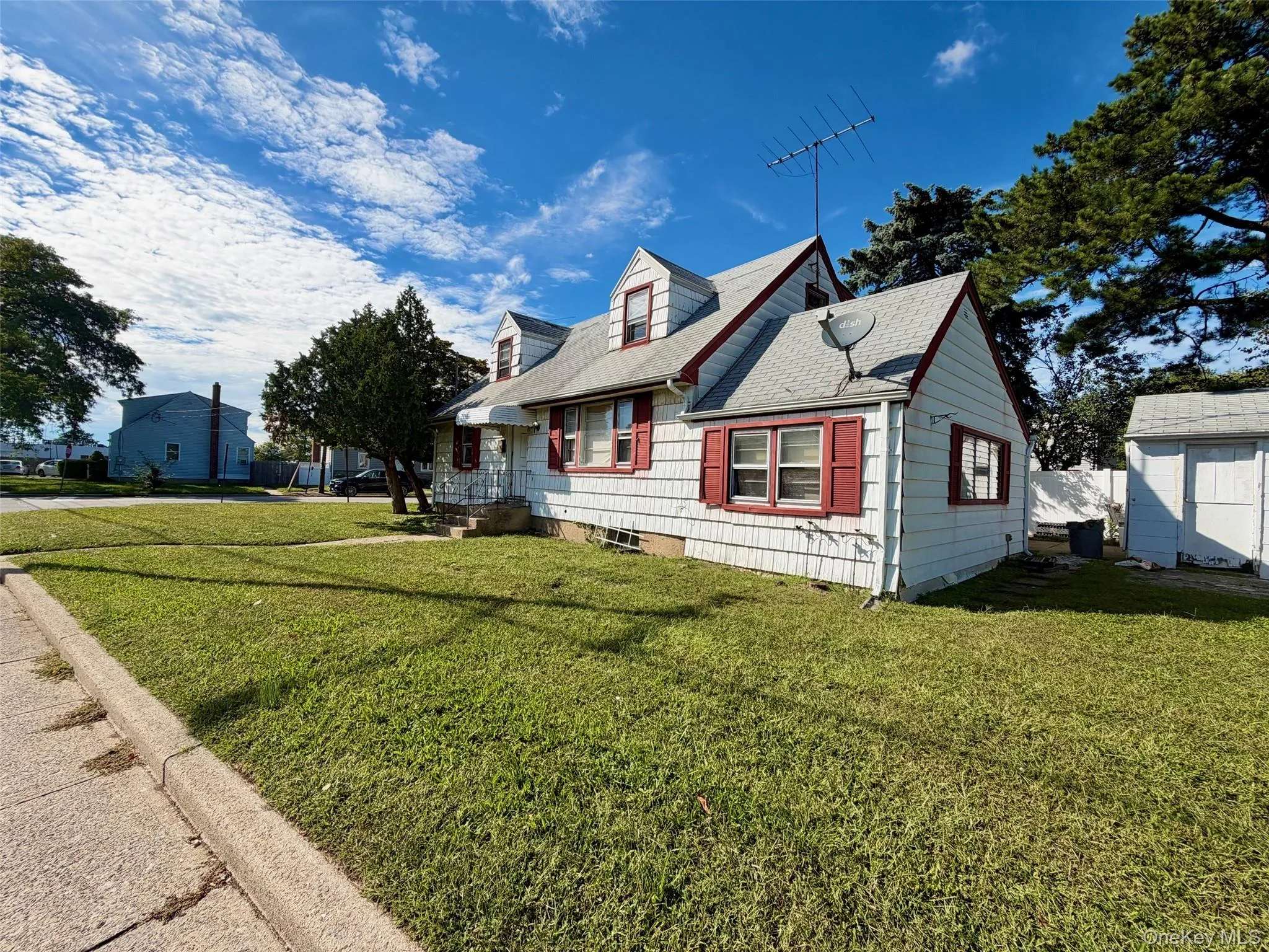 306 Old Country Road, Oyster Bay, NY, 4 Bedrooms Bedrooms, 8 Rooms Rooms,2 BathroomsBathrooms,Residential,For Rent,Old Country,0,1053482 306 Old Country Road, Oyster Bay, NY, 4 Bedrooms Bedrooms, 8 Rooms Rooms,2 BathroomsBathrooms,Residential,For Rent,Old Country,0,1053482