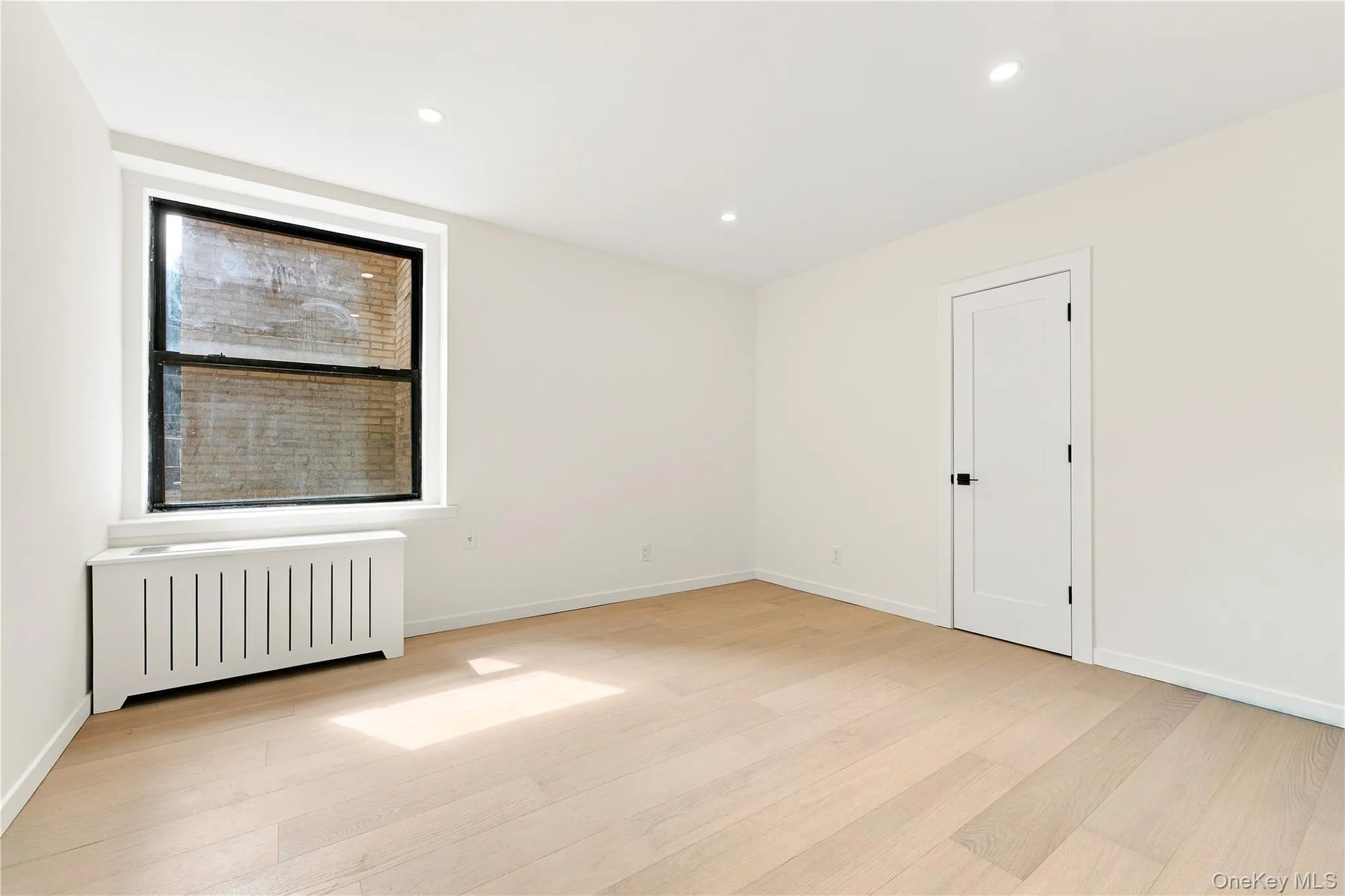 7234 Austin Street, New York, NY, 1 Bedroom Bedrooms, 3 Rooms Rooms,1 BathroomBathrooms,Residential,For Rent,Austin,0,1053491 7234 Austin Street, New York, NY, 1 Bedroom Bedrooms, 3 Rooms Rooms,1 BathroomBathrooms,Residential,For Rent,Austin,0,1053491