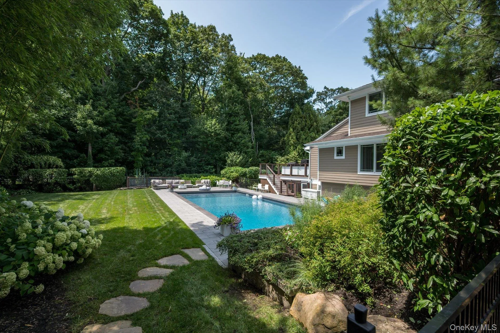 83 Karol Place, Oyster Bay, NY, 6 Bedrooms Bedrooms, 13 Rooms Rooms,4 BathroomsBathrooms,Residential,For Rent,Karol,0,1053492 83 Karol Place, Oyster Bay, NY, 6 Bedrooms Bedrooms, 13 Rooms Rooms,4 BathroomsBathrooms,Residential,For Rent,Karol,0,1053492