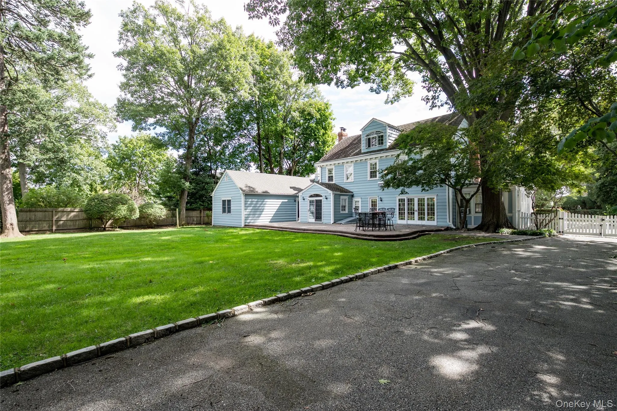 41 Butler Street, North Hempstead, NY, 7 Bedrooms Bedrooms, 13 Rooms Rooms,3 BathroomsBathrooms,Residential,For Rent,Butler,0,1053496 41 Butler Street, North Hempstead, NY, 7 Bedrooms Bedrooms, 13 Rooms Rooms,3 BathroomsBathrooms,Residential,For Rent,Butler,0,1053496