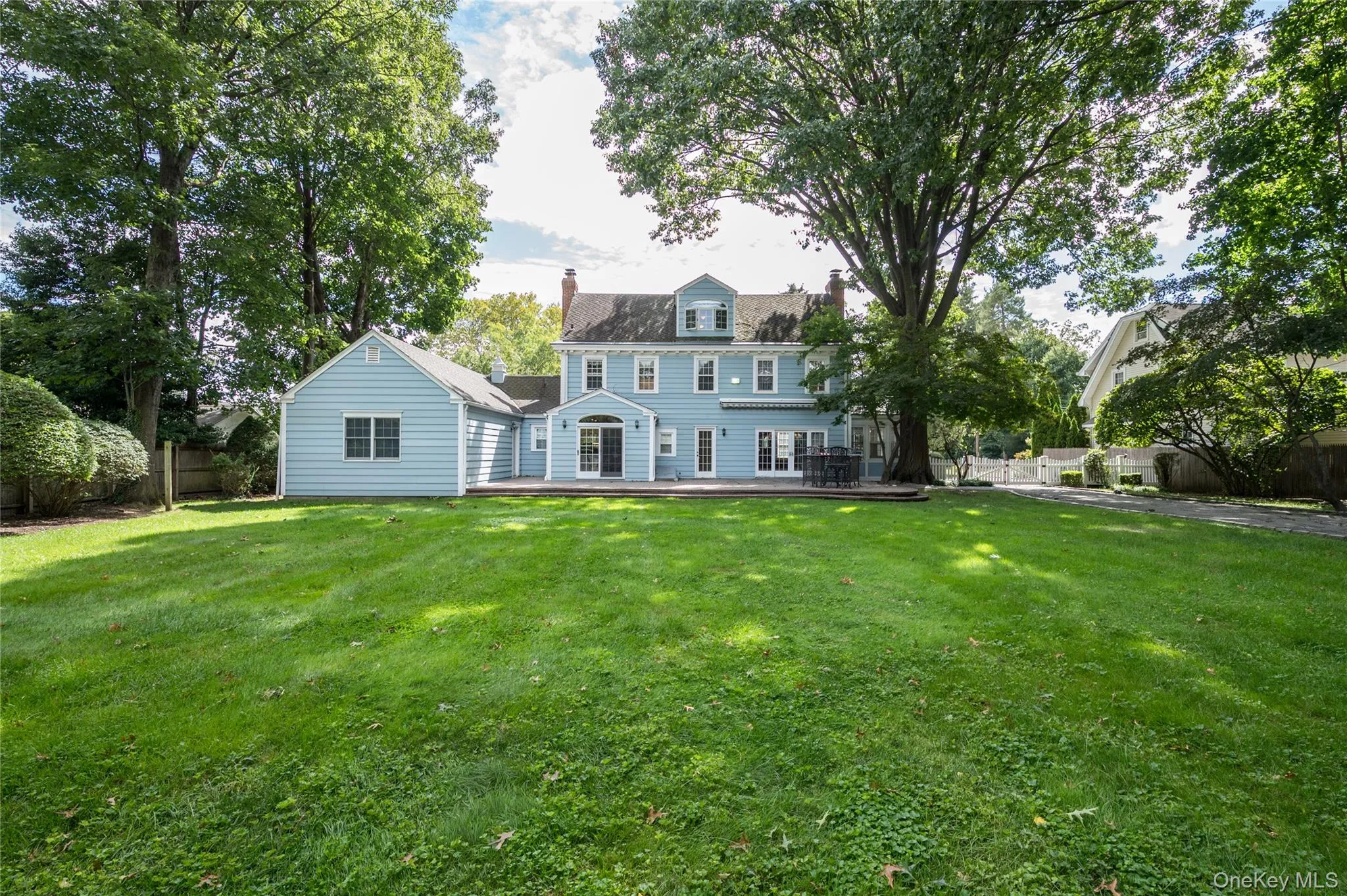 41 Butler Street, North Hempstead, NY, 7 Bedrooms Bedrooms, 13 Rooms Rooms,3 BathroomsBathrooms,Residential,For Rent,Butler,0,1053496 41 Butler Street, North Hempstead, NY, 7 Bedrooms Bedrooms, 13 Rooms Rooms,3 BathroomsBathrooms,Residential,For Rent,Butler,0,1053496