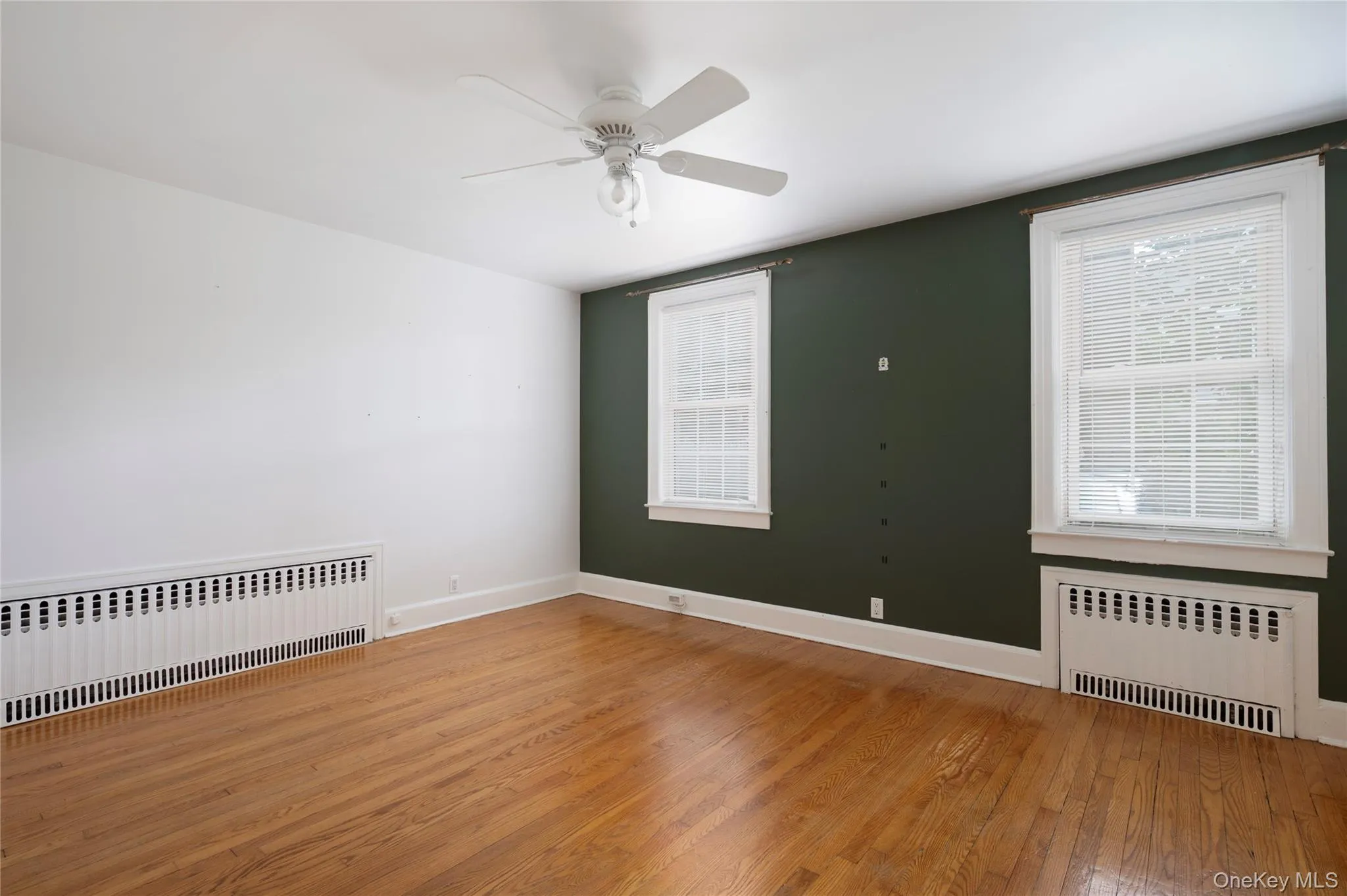 41 Butler Street, North Hempstead, NY, 7 Bedrooms Bedrooms, 13 Rooms Rooms,3 BathroomsBathrooms,Residential,For Rent,Butler,0,1053496 41 Butler Street, North Hempstead, NY, 7 Bedrooms Bedrooms, 13 Rooms Rooms,3 BathroomsBathrooms,Residential,For Rent,Butler,0,1053496