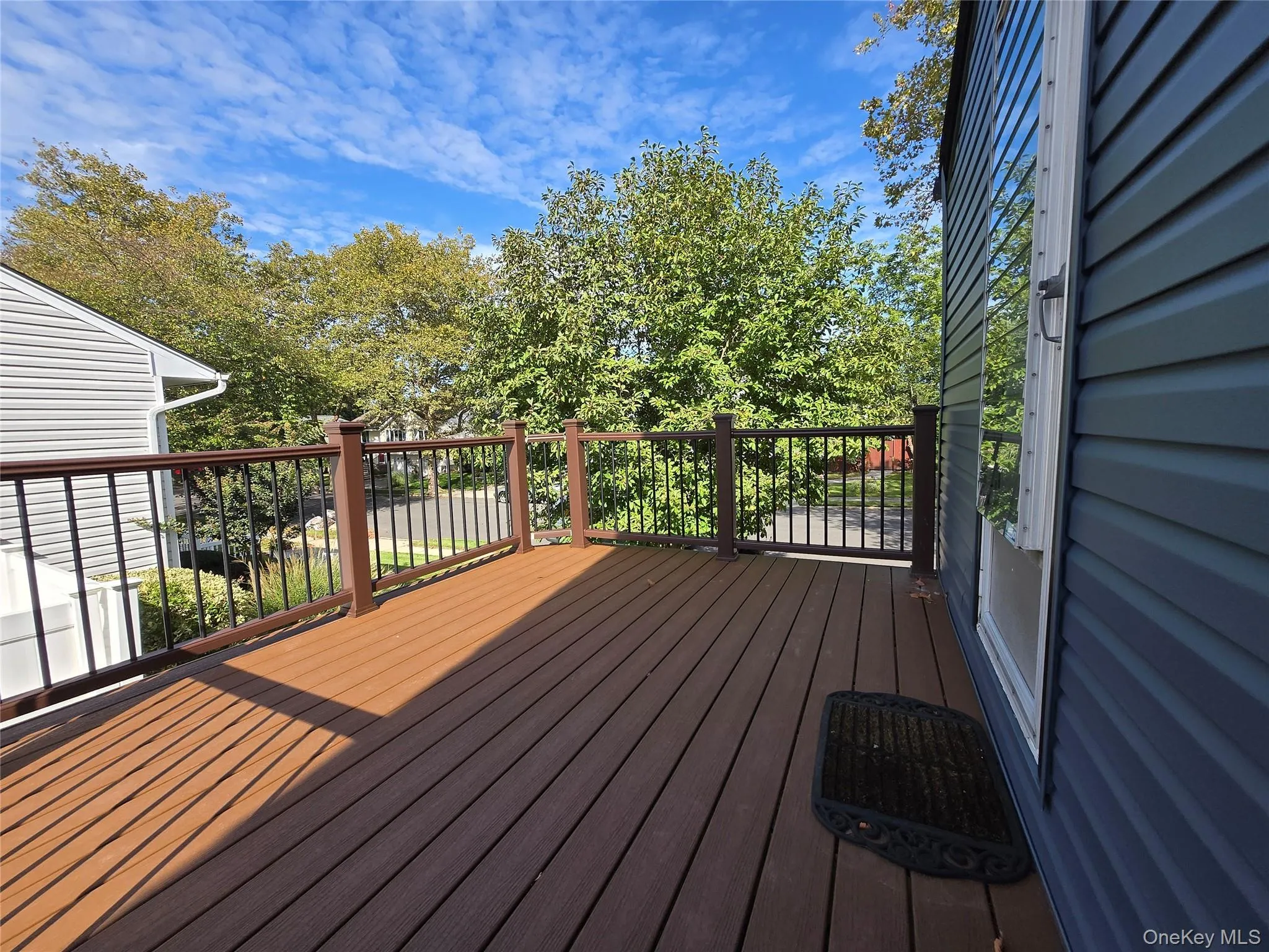25 Ripley Drive, Huntington, NY, 3 Bedrooms Bedrooms, 7 Rooms Rooms,2 BathroomsBathrooms,Residential Lease,For Rent,Ripley,0,1053498 25 Ripley Drive, Huntington, NY, 3 Bedrooms Bedrooms, 7 Rooms Rooms,2 BathroomsBathrooms,Residential Lease,For Rent,Ripley,0,1053498