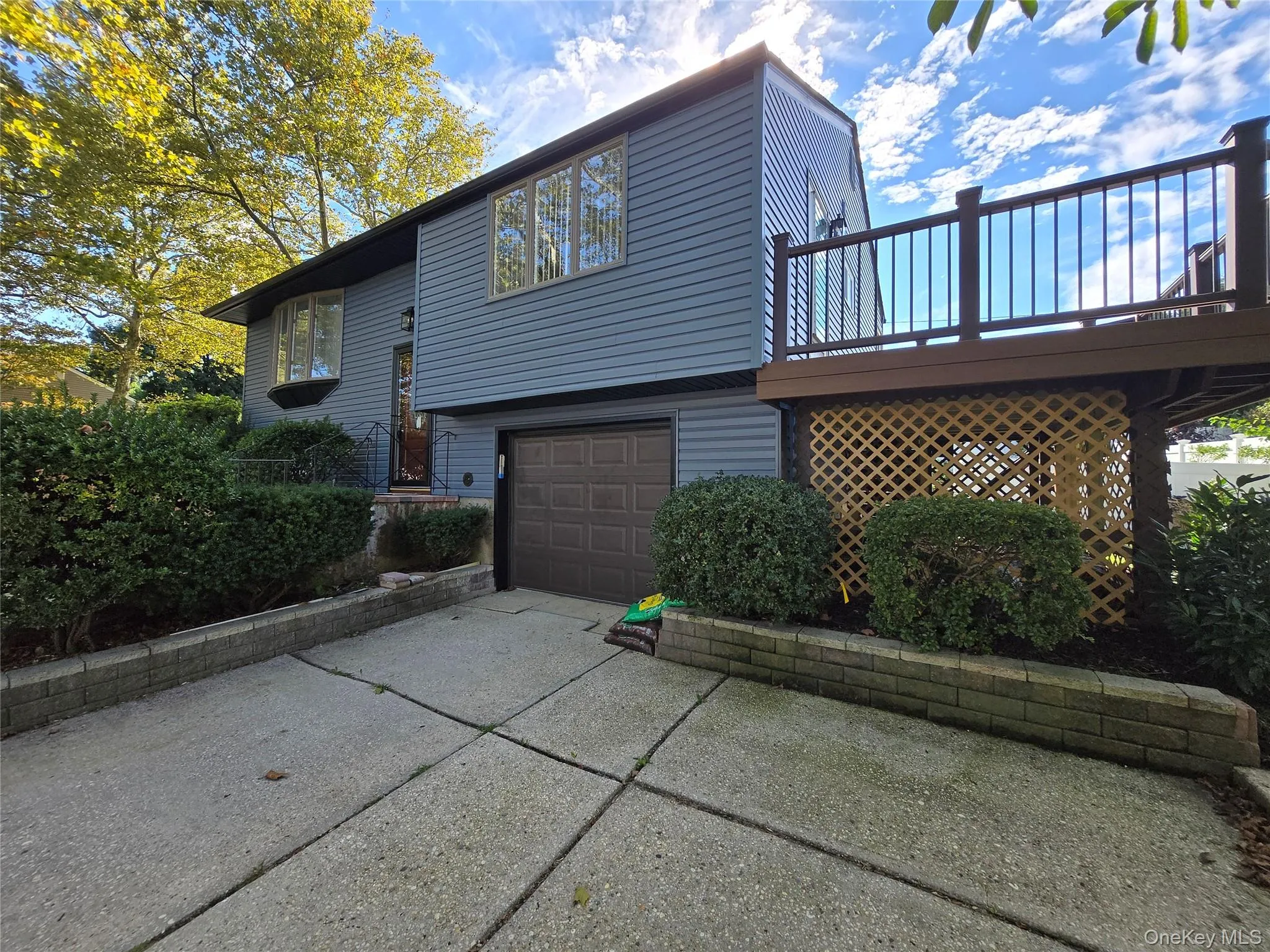 25 Ripley Drive, Huntington, NY, 3 Bedrooms Bedrooms, 7 Rooms Rooms,2 BathroomsBathrooms,Residential Lease,For Rent,Ripley,0,1053498 25 Ripley Drive, Huntington, NY, 3 Bedrooms Bedrooms, 7 Rooms Rooms,2 BathroomsBathrooms,Residential Lease,For Rent,Ripley,0,1053498