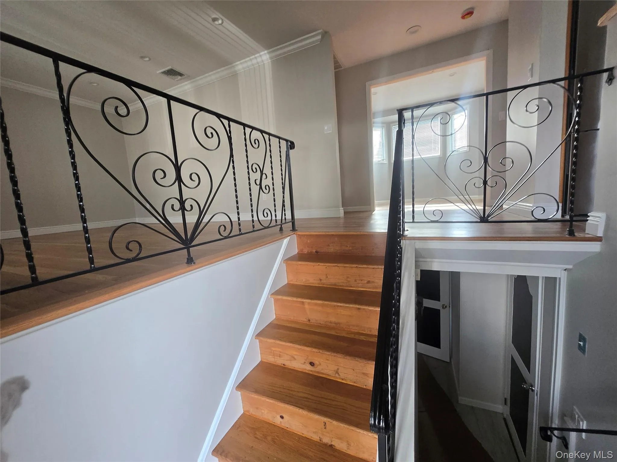 25 Ripley Drive, Huntington, NY, 3 Bedrooms Bedrooms, 7 Rooms Rooms,2 BathroomsBathrooms,Residential Lease,For Rent,Ripley,0,1053498 25 Ripley Drive, Huntington, NY, 3 Bedrooms Bedrooms, 7 Rooms Rooms,2 BathroomsBathrooms,Residential Lease,For Rent,Ripley,0,1053498