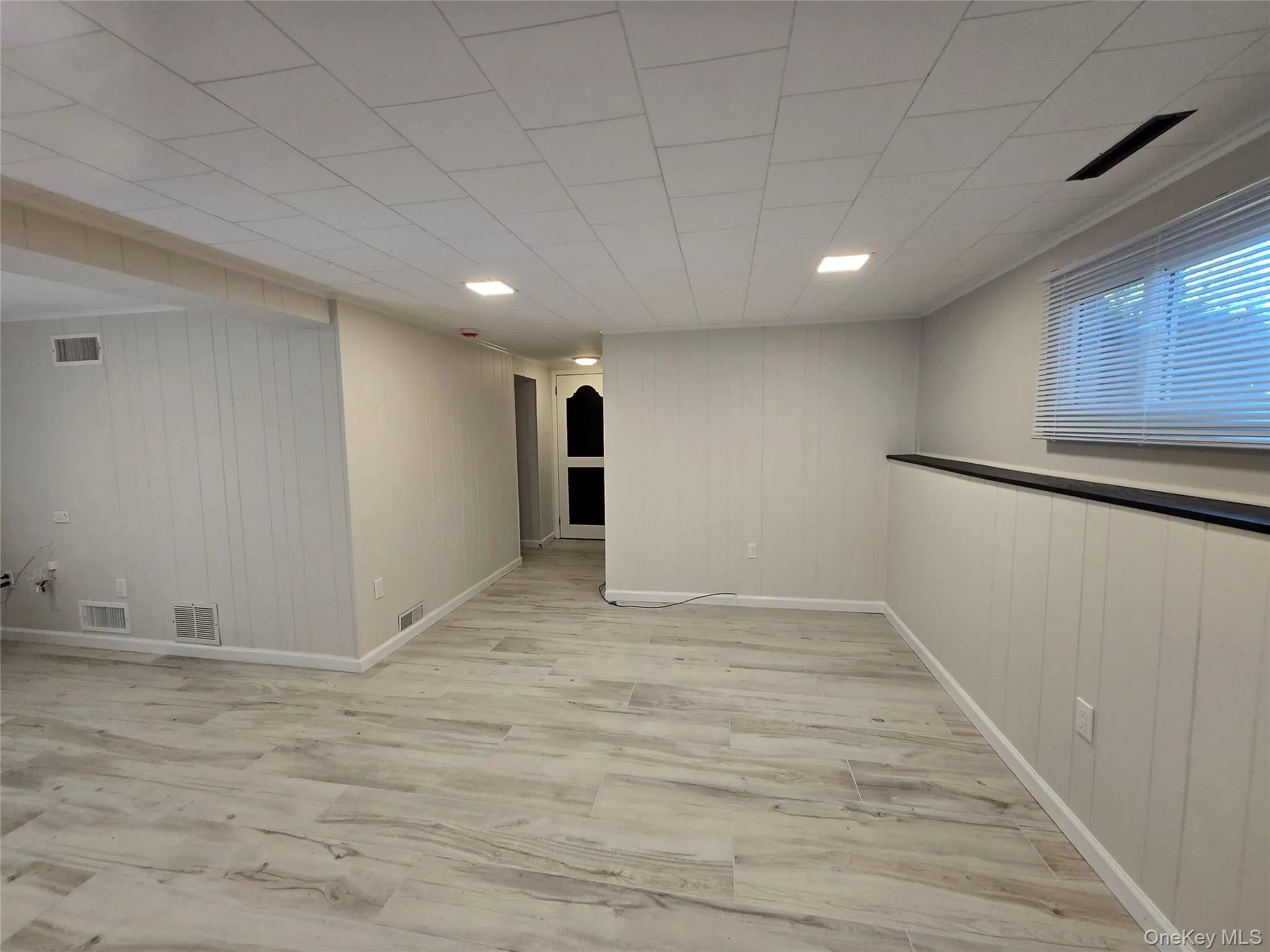 25 Ripley Drive, Huntington, NY, 3 Bedrooms Bedrooms, 7 Rooms Rooms,2 BathroomsBathrooms,Residential Lease,For Rent,Ripley,0,1053498 25 Ripley Drive, Huntington, NY, 3 Bedrooms Bedrooms, 7 Rooms Rooms,2 BathroomsBathrooms,Residential Lease,For Rent,Ripley,0,1053498