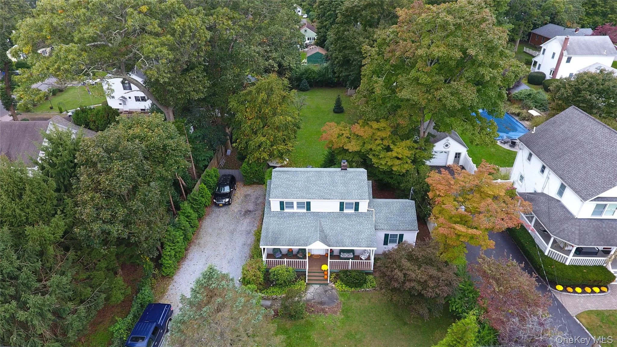 Aerial view of the front and Driveway Aerial view of the front and Driveway