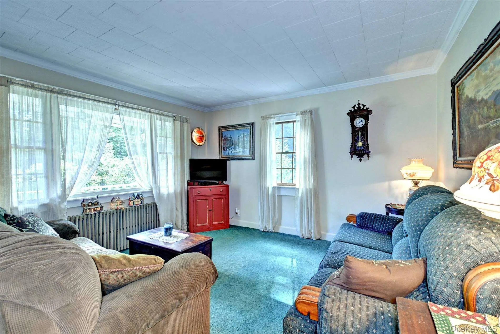 240 Washington Avenue, Smithtown, NY, 4 Bedrooms Bedrooms, 7 Rooms Rooms,1 BathroomBathrooms,Residential,For Rent,Washington,0,1053499 240 Washington Avenue, Smithtown, NY, 4 Bedrooms Bedrooms, 7 Rooms Rooms,1 BathroomBathrooms,Residential,For Rent,Washington,0,1053499