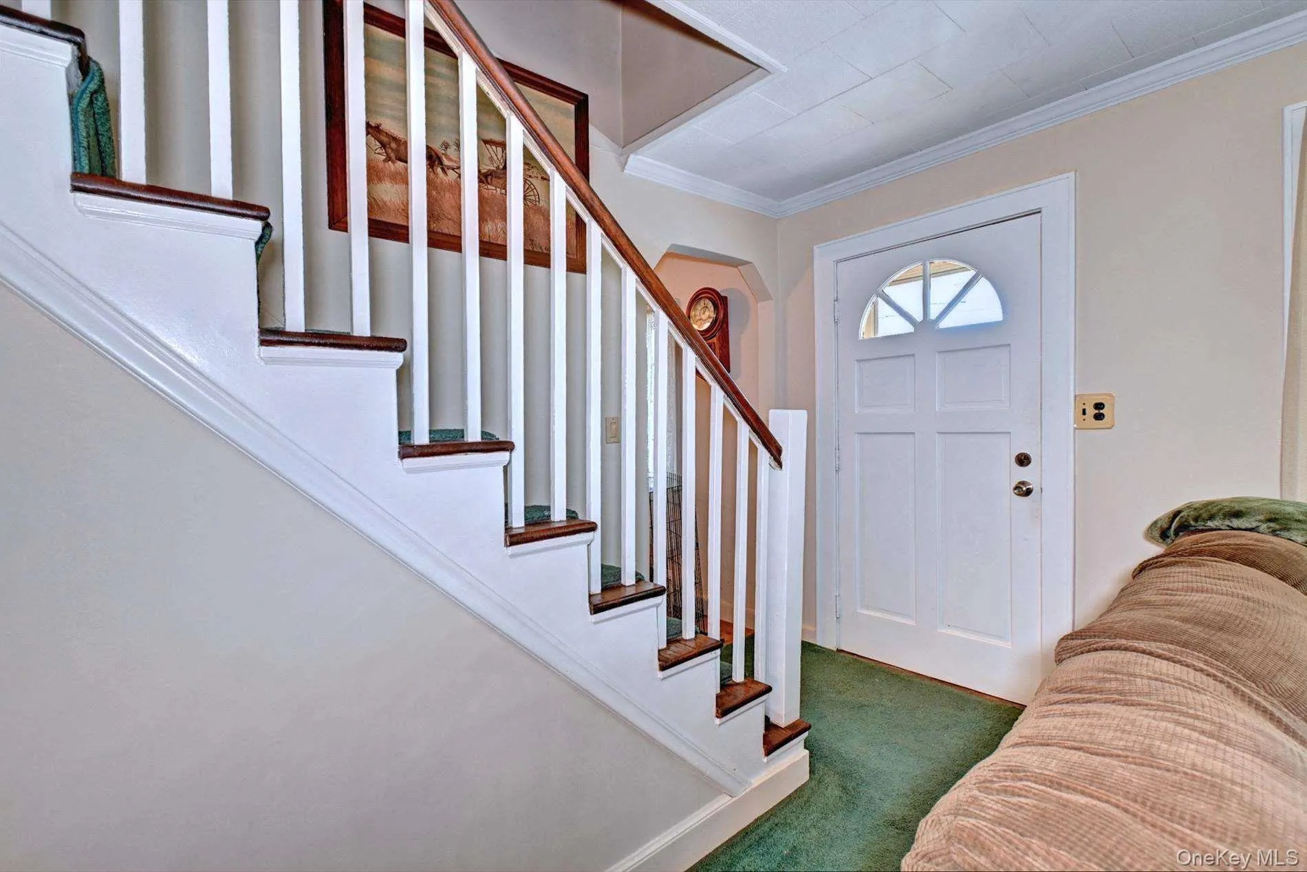2 Bedrooms Upstairs & 2 Bedrooms Downstairs 2 Bedrooms Upstairs & 2 Bedrooms Downstairs
